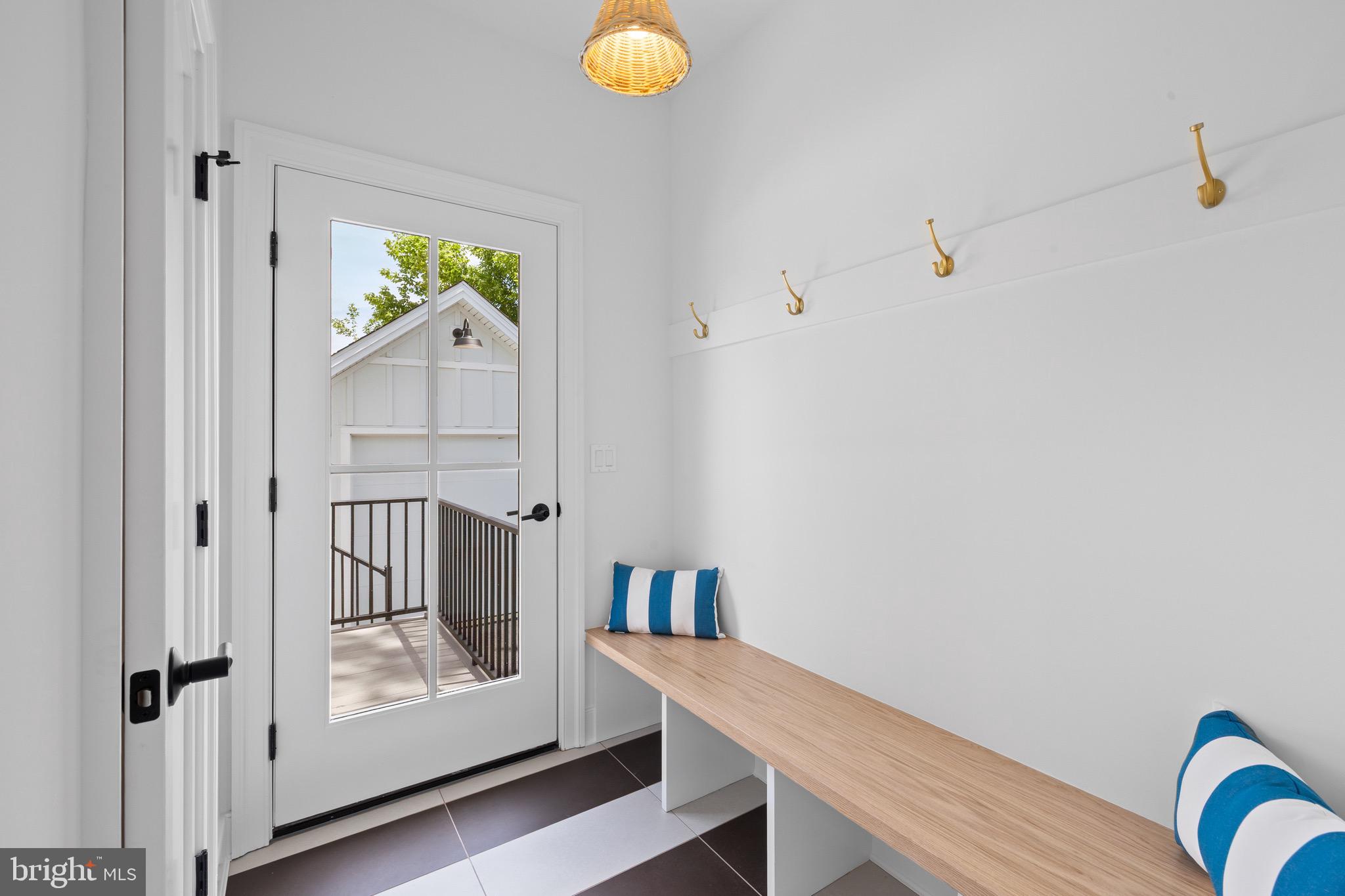 MANOA - Residential