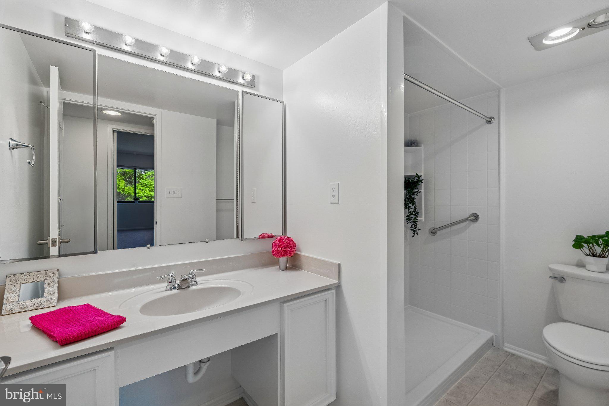 GREENS AT LEISURE WORLD - Residential
