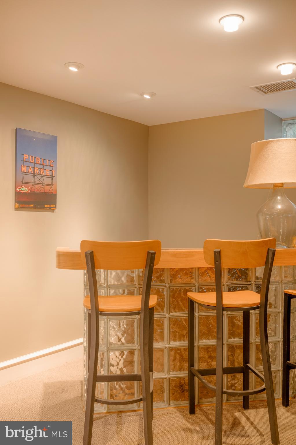 JENKINTOWN MANOR - Residential