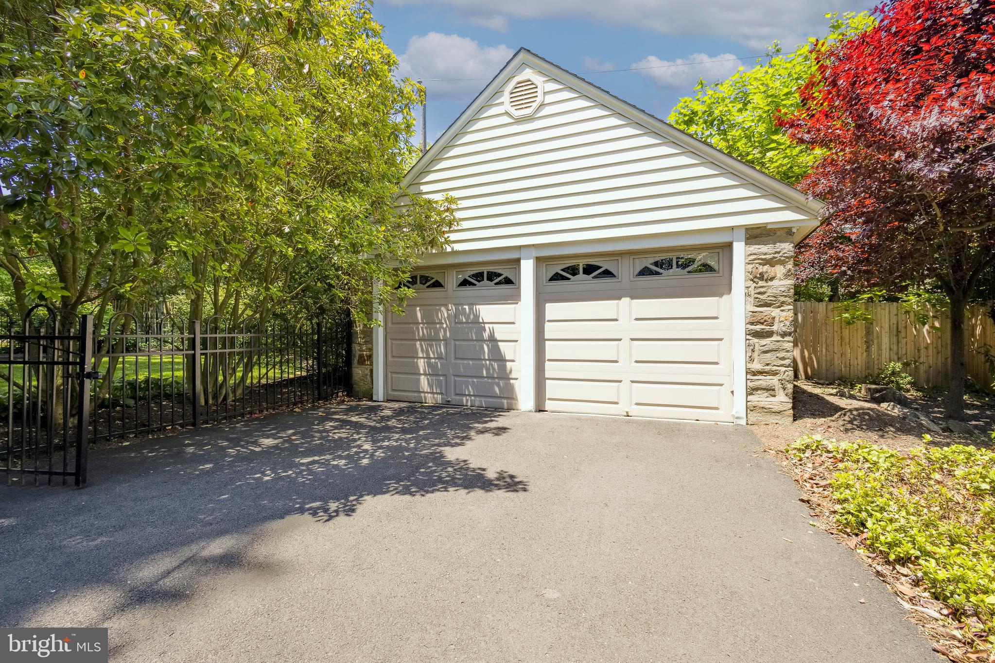JENKINTOWN MANOR - Residential