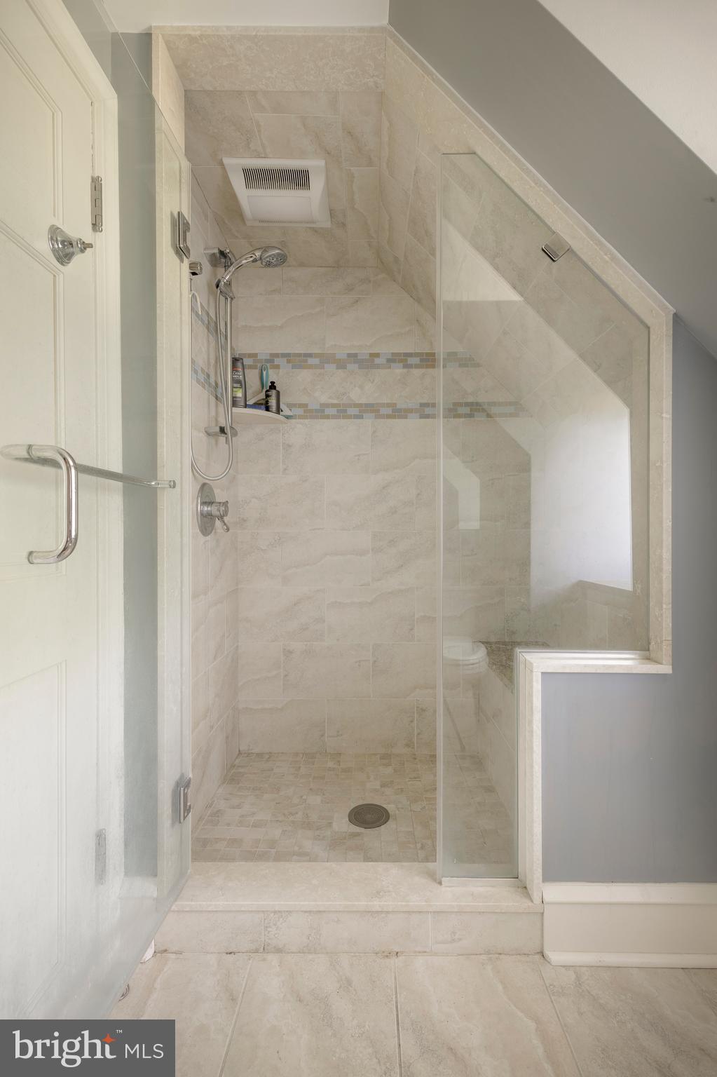 JENKINTOWN MANOR - Residential