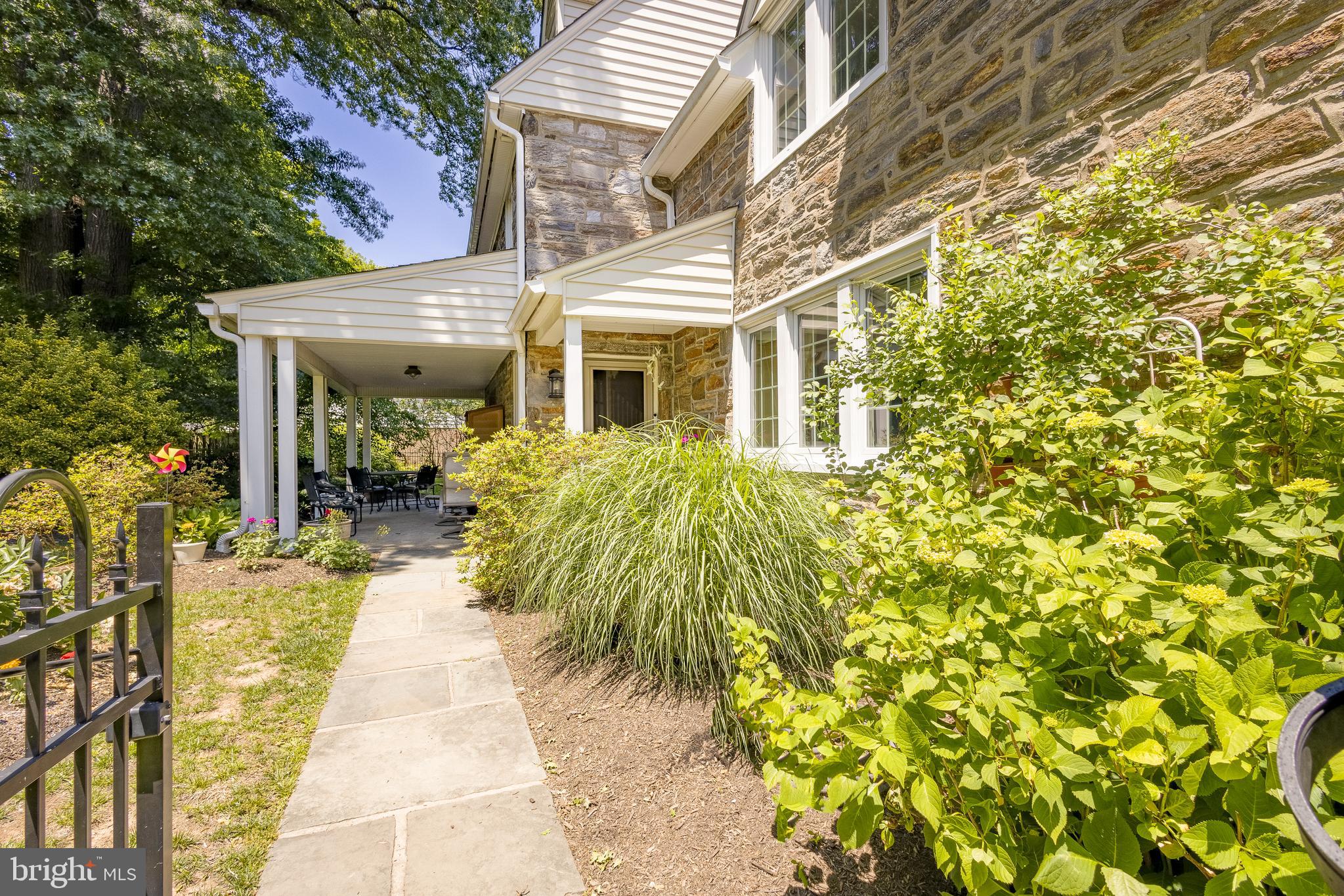 JENKINTOWN MANOR - Residential