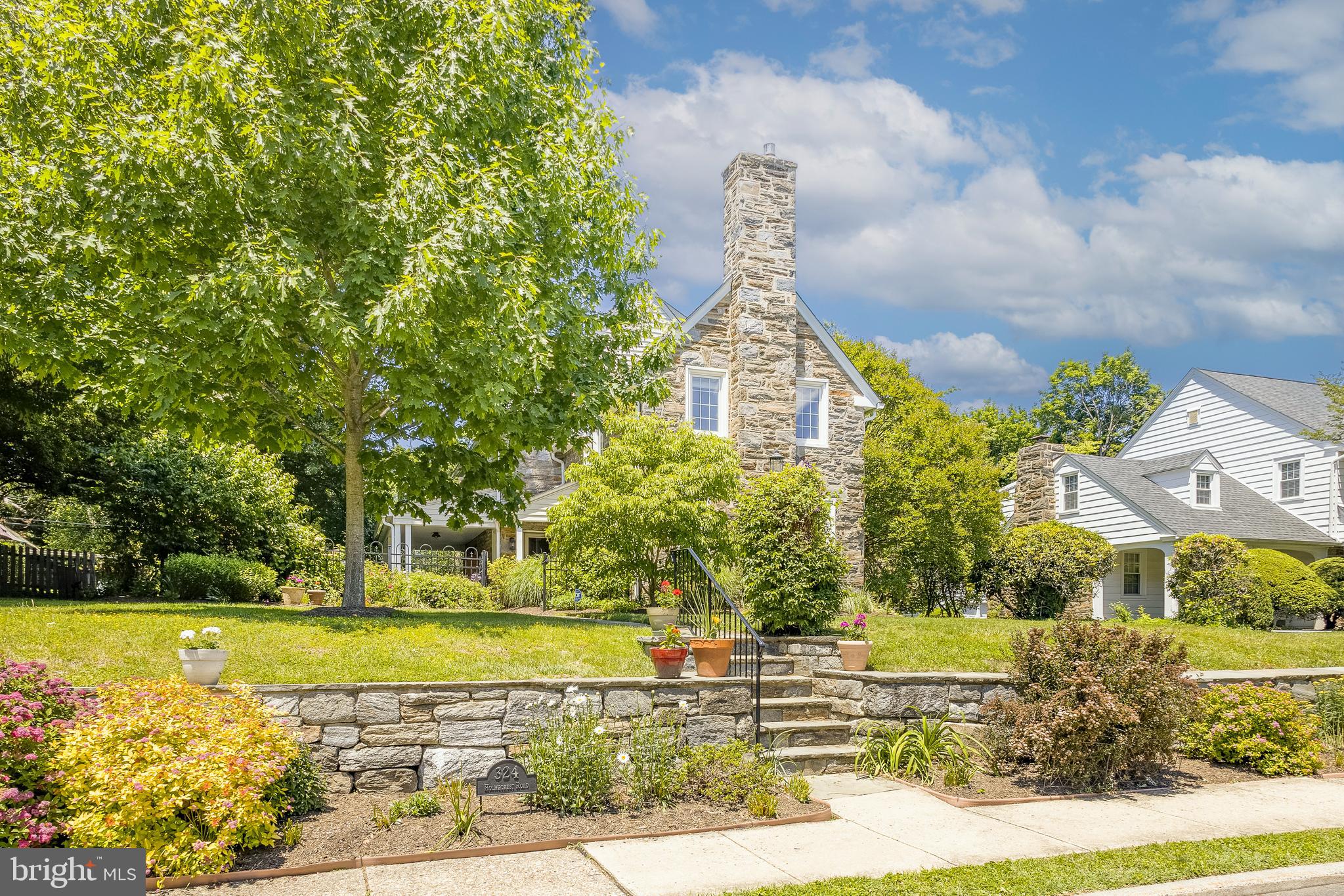 JENKINTOWN MANOR - Residential
