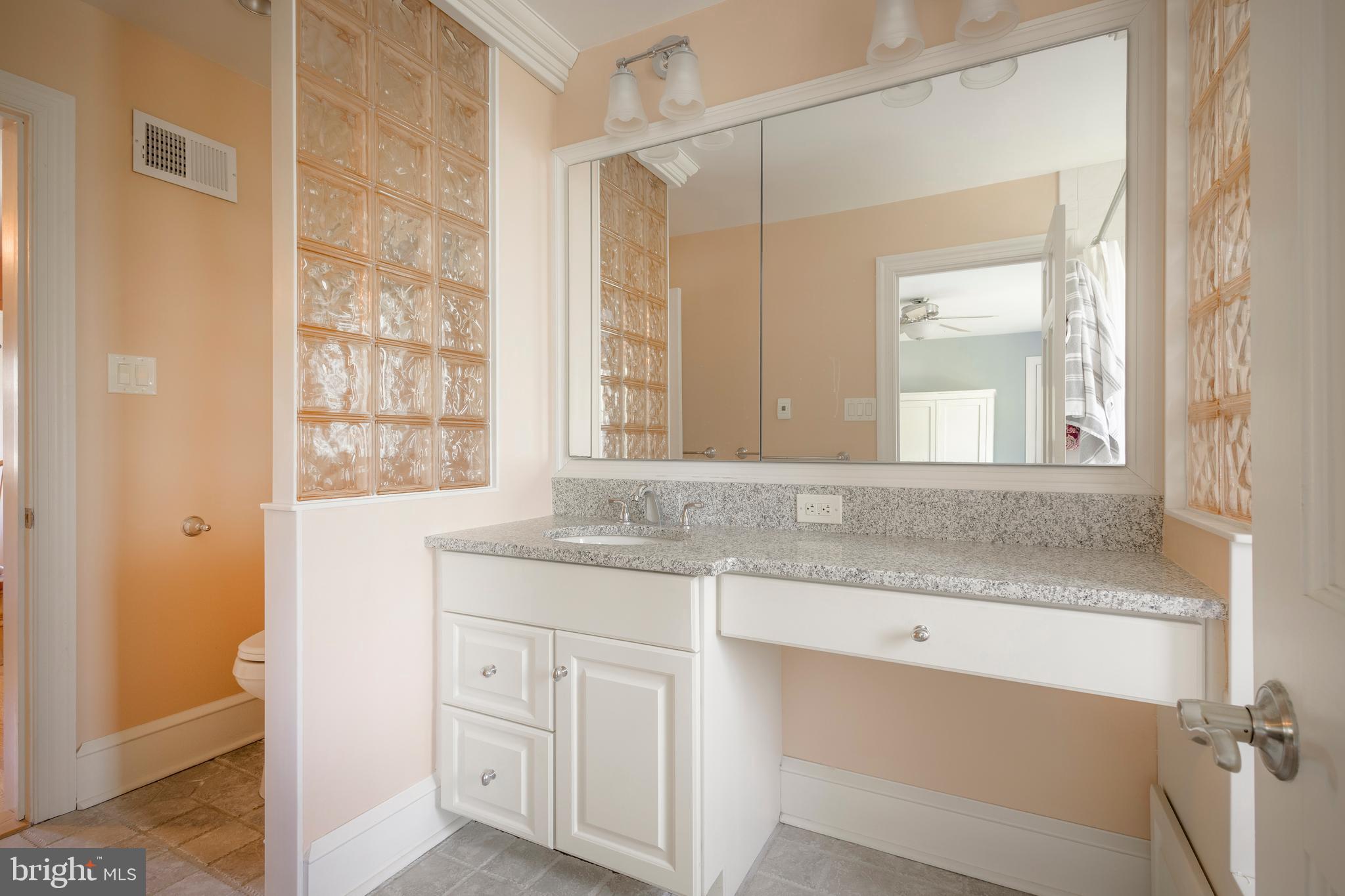 JENKINTOWN MANOR - Residential