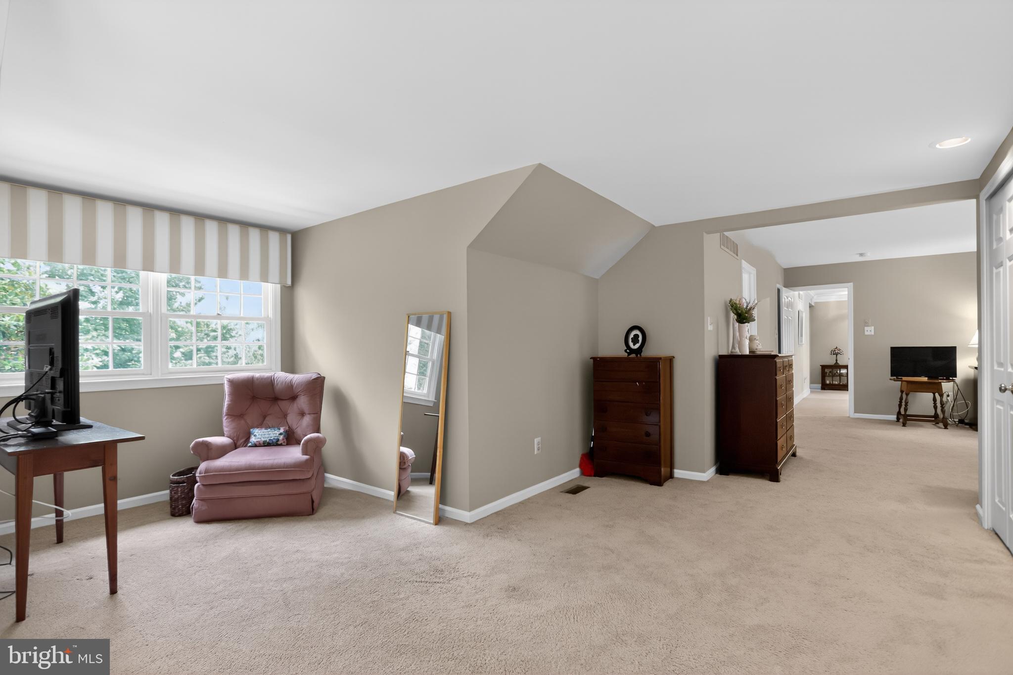 THE RIDINGS - Residential