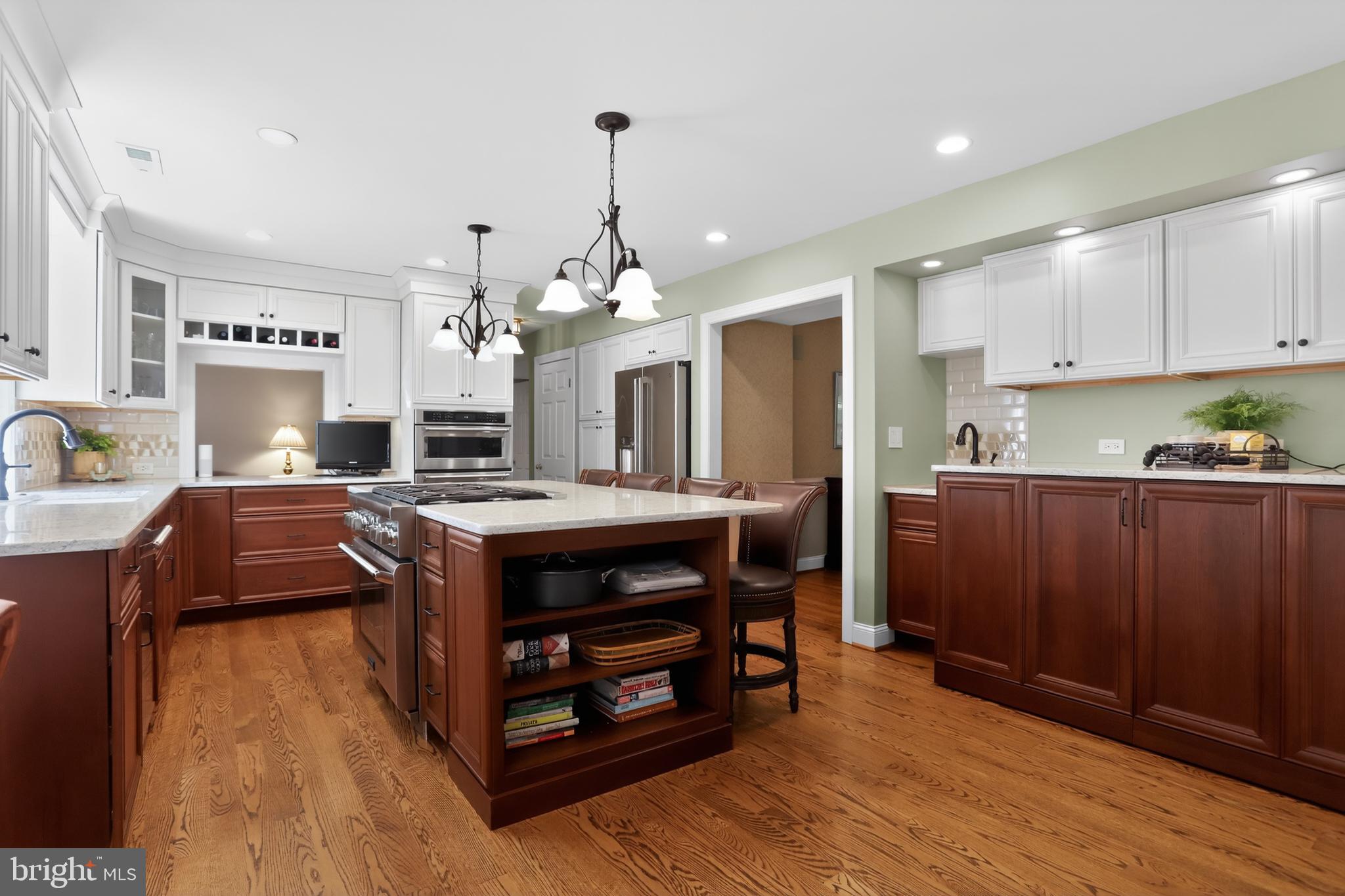 THE RIDINGS - Residential