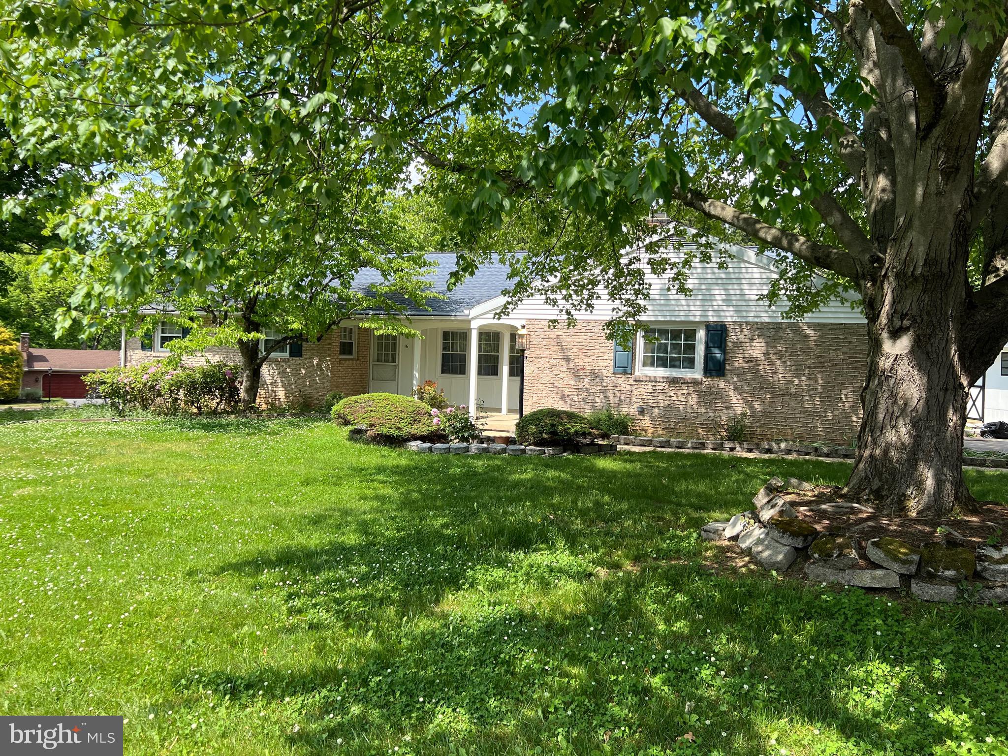 GREENFIELDS - Residential