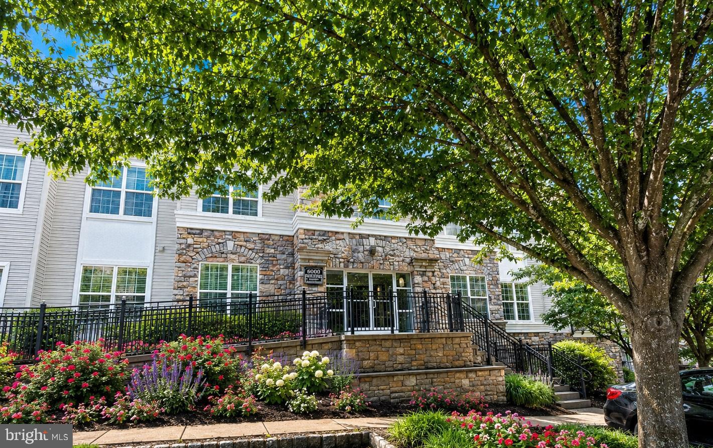 Welcome to The Hollow at Fox Valley, where comfort, convenience, and carefree living come together in one exceptional community. An immaculate building entrance warmly welcomes family and friends, while the convenient elevator provides easy access to your second-floor home.
Step inside and enjoy easy living in this beautifully maintained condominium featuring gleaming hardwood floors and an open-concept floor plan designed for both everyday comfort and entertaining. The spacious kitchen is highlighted by granite countertops, a breakfast bar, gas cooking, stainless steel appliances, and a ceramic tile floor.
The open living and dining areas offer endless versatility for gatherings, enhanced by abundant natural light streaming through large windows. Step outside to your private balcony, the perfect spot to enjoy morning coffee or unwind in the evening.
The expansive primary suite features a walk-in closet and a luxurious private bath complete with a stall shower and soaking tub. A generously sized second bedroom offers a double closet, while the hall bath features ceramic tile finishes. The large laundry closet adds additional convenience.
Major updates include a newer HVAC system (2018) and a brand-new tankless hot water heater (2026)
One of the most desirable features at The Hollow is the garage parking with additional storage space—no more scraping snow and ice from your car in the winter or stepping into a hot vehicle during the summer months.
Residents enjoy access to outstanding community amenities, including a clubhouse and swimming pool, creating the perfect setting to relax and socialize.
Location truly is everything! Walk to Wawa for your morning coffee, Nudy’s Café for breakfast or lunch, or Ashley’s for dining and drinks. Just minutes from the Franklin Train Station, Rocky Run YMCA, Granite Run, Brinton Lake, Concord Town Center, Costco, Wegmans, Longwood Gardens, Thornbury Park, Main Line Health facilities, and major routes leading to Delaware, Philadelphia, and the Jersey Shore.
All of this is located within the award-winning Garnet Valley School District.
Whether you're purchasing your first home, downsizing, or simply seeking a low-maintenance lifestyle in a vibrant community, this is the perfect place to call home. Don't miss this incredible opportunity to enjoy everything The Hollow at Fox Valley has to offer!