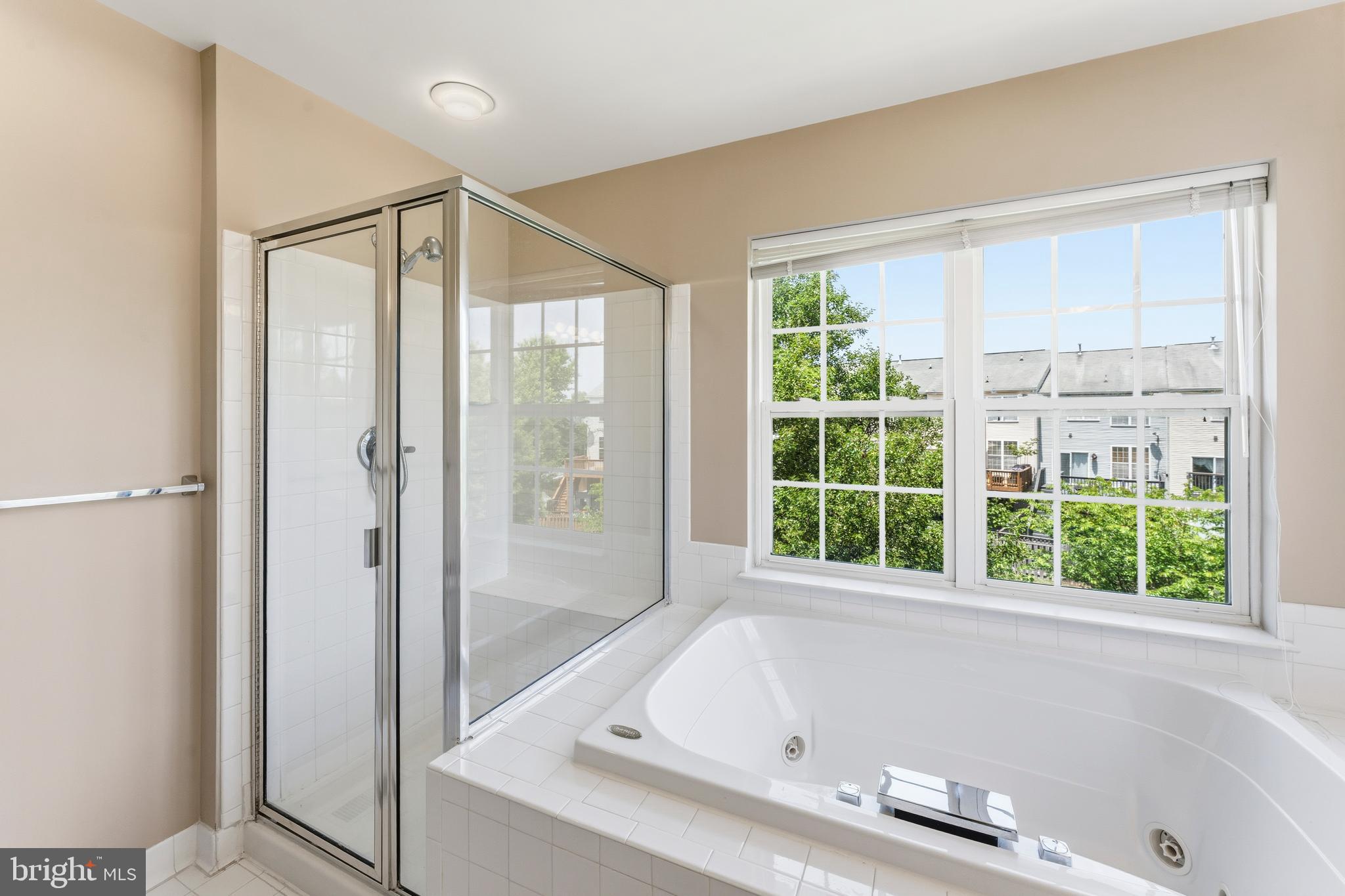 NORTH CROSSING - Residential