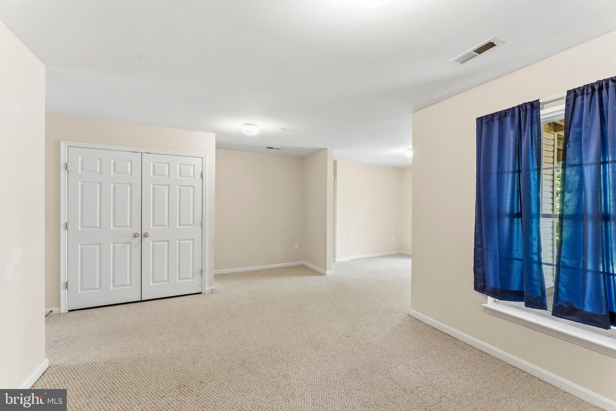 NORTH CROSSING - Residential