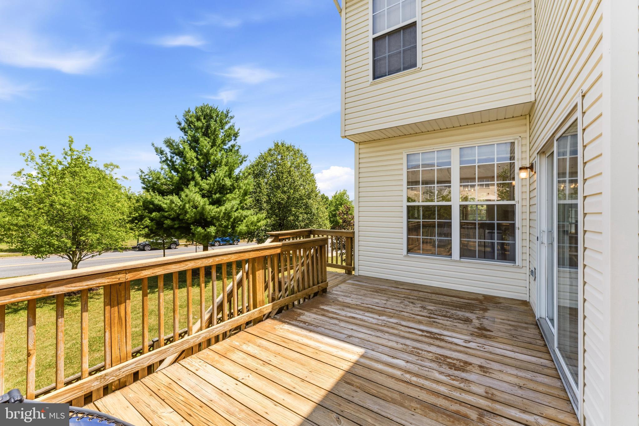 NORTH CROSSING - Residential