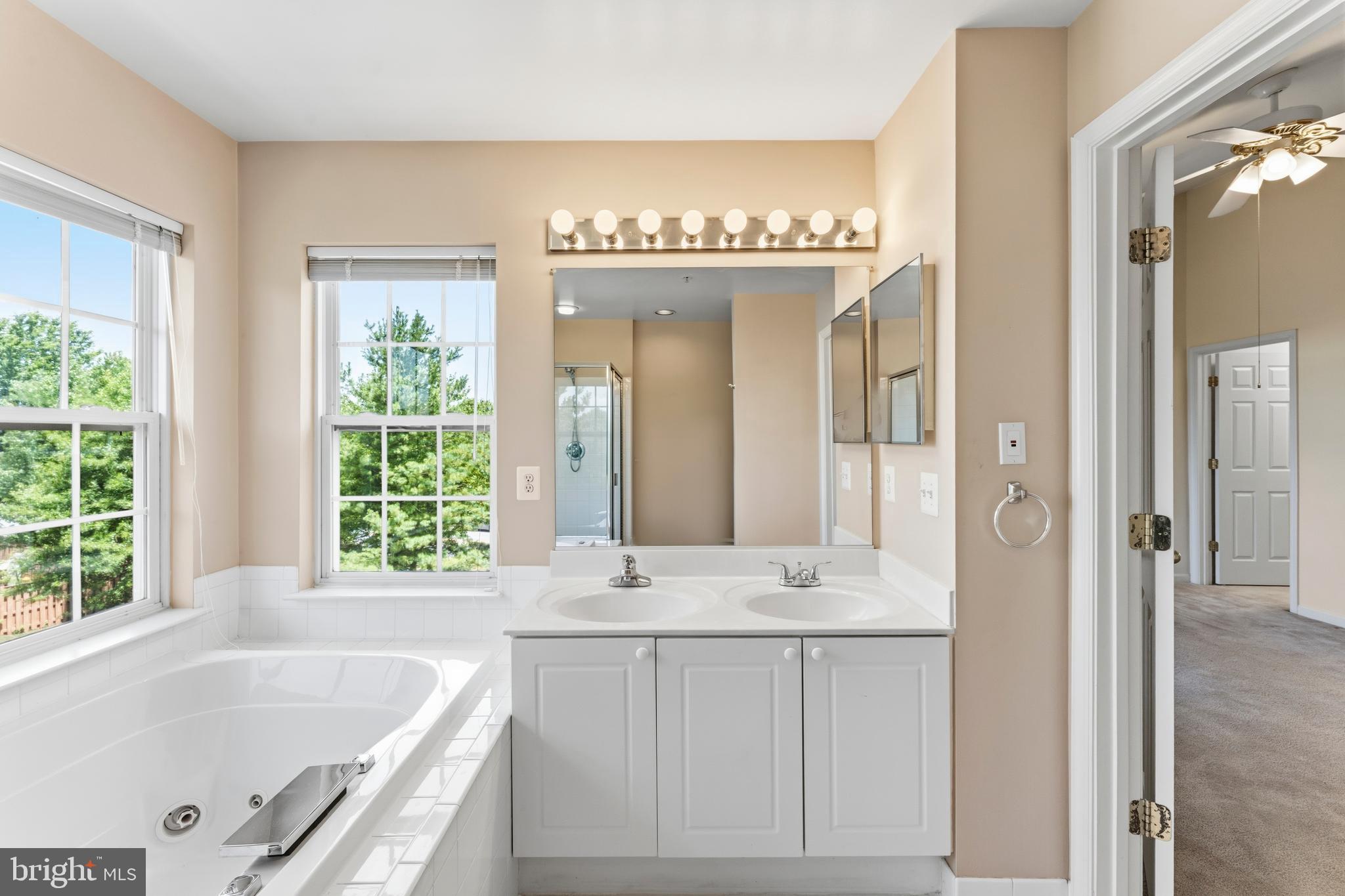 NORTH CROSSING - Residential