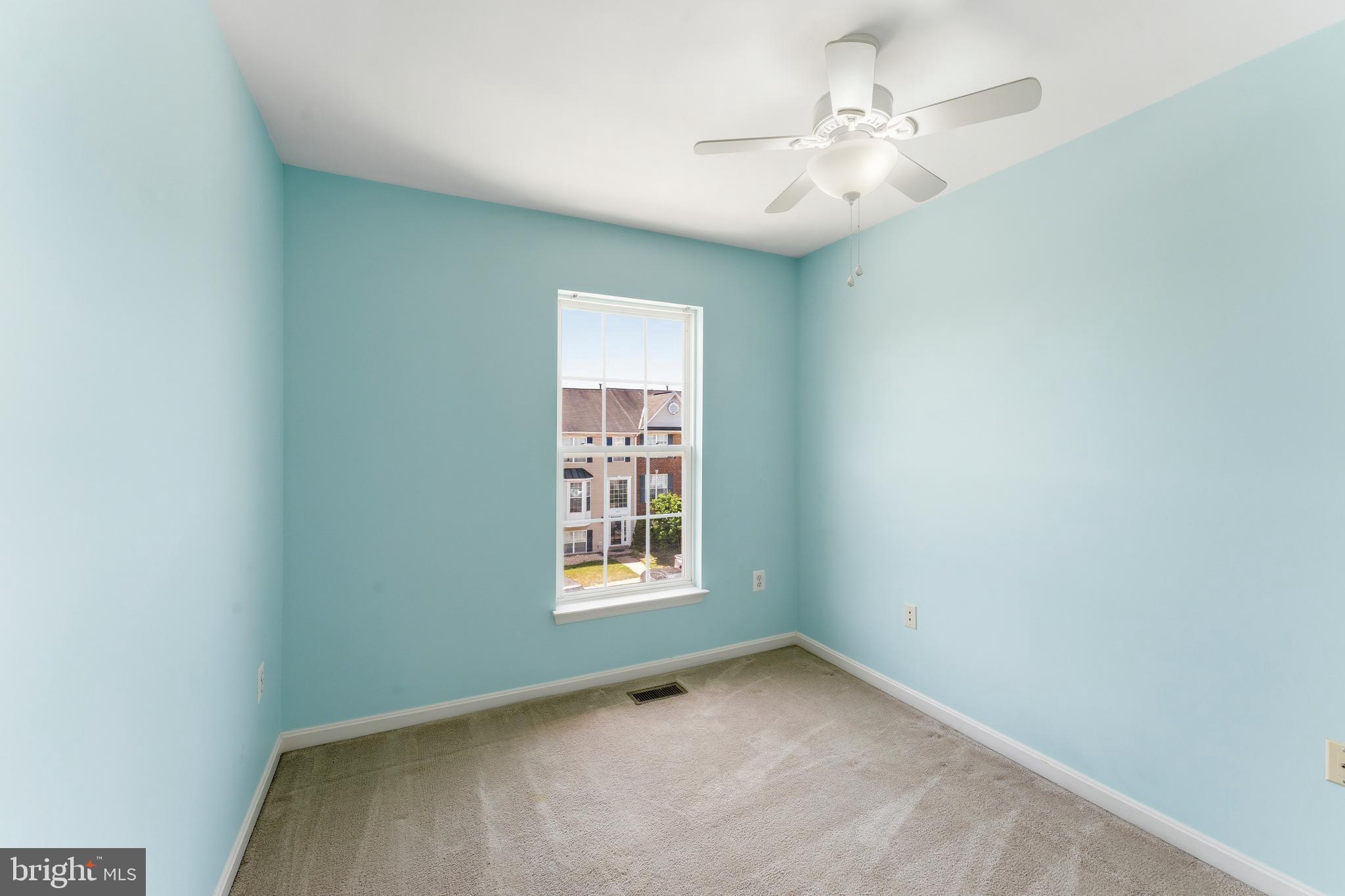 NORTH CROSSING - Residential