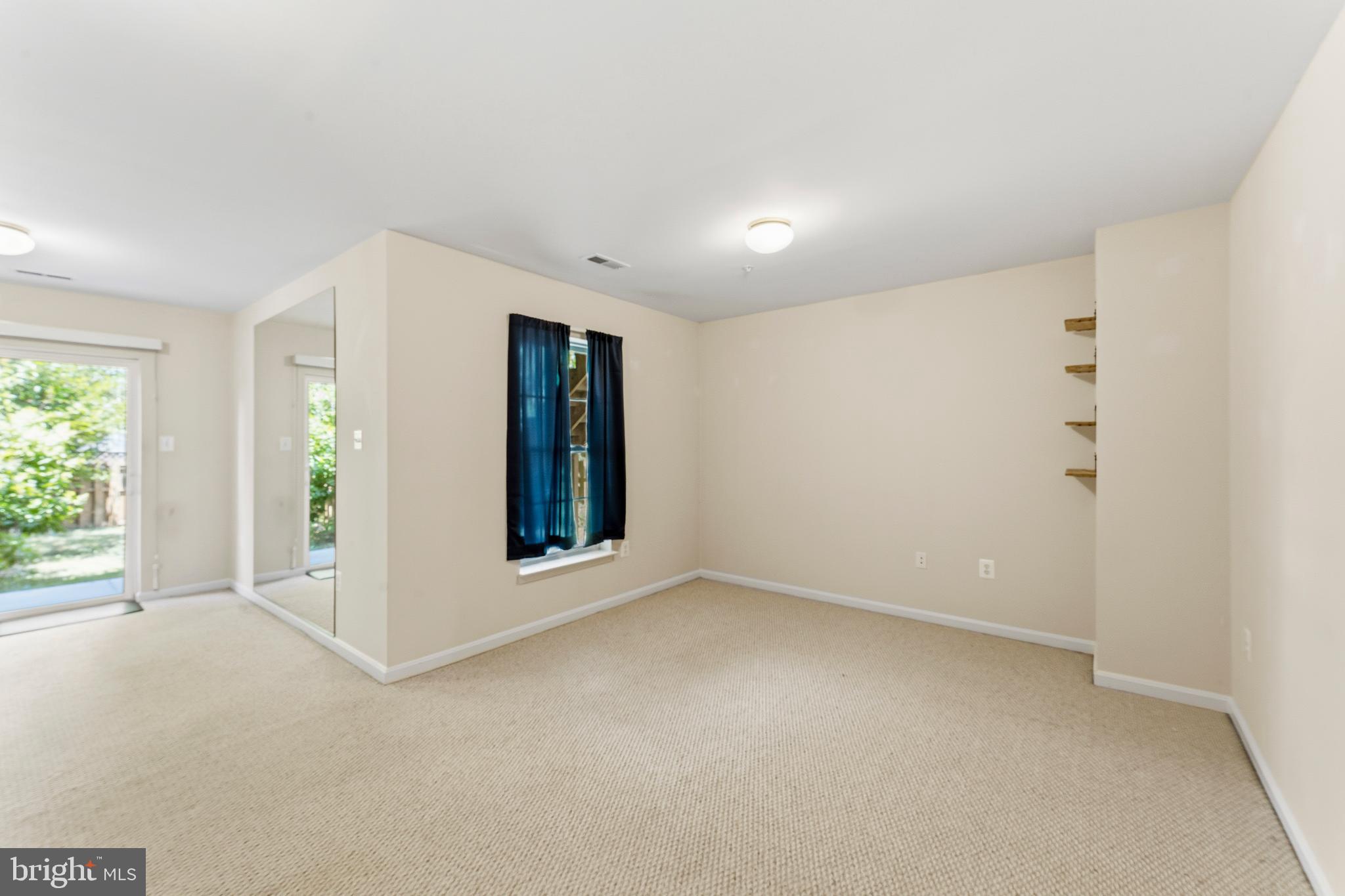 NORTH CROSSING - Residential