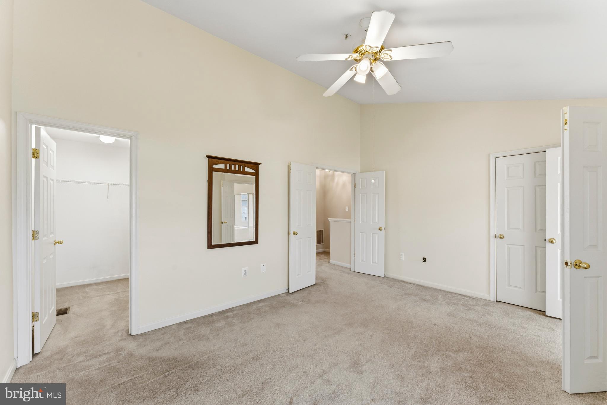 NORTH CROSSING - Residential