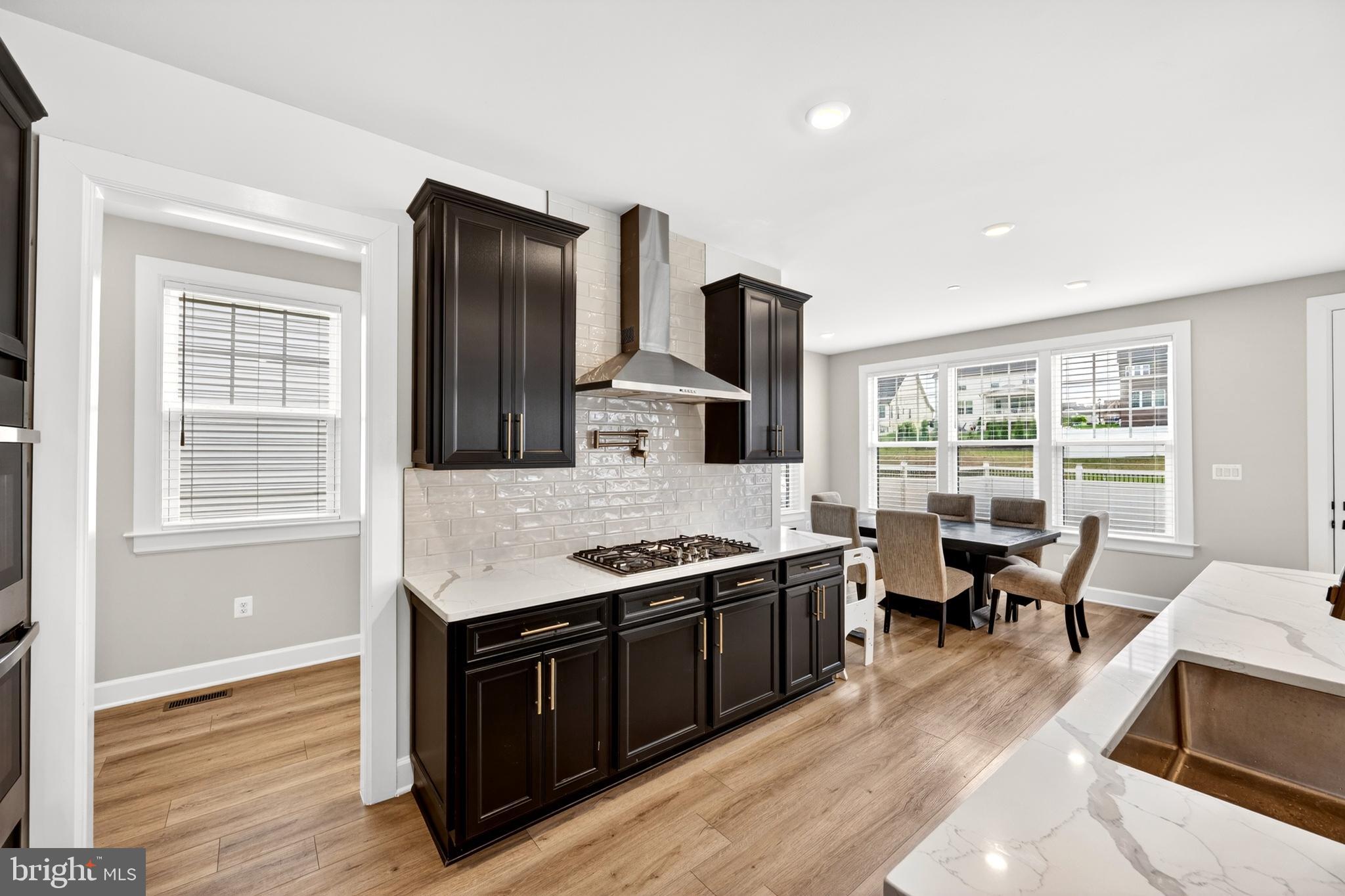 CEDAR CREEK - Residential