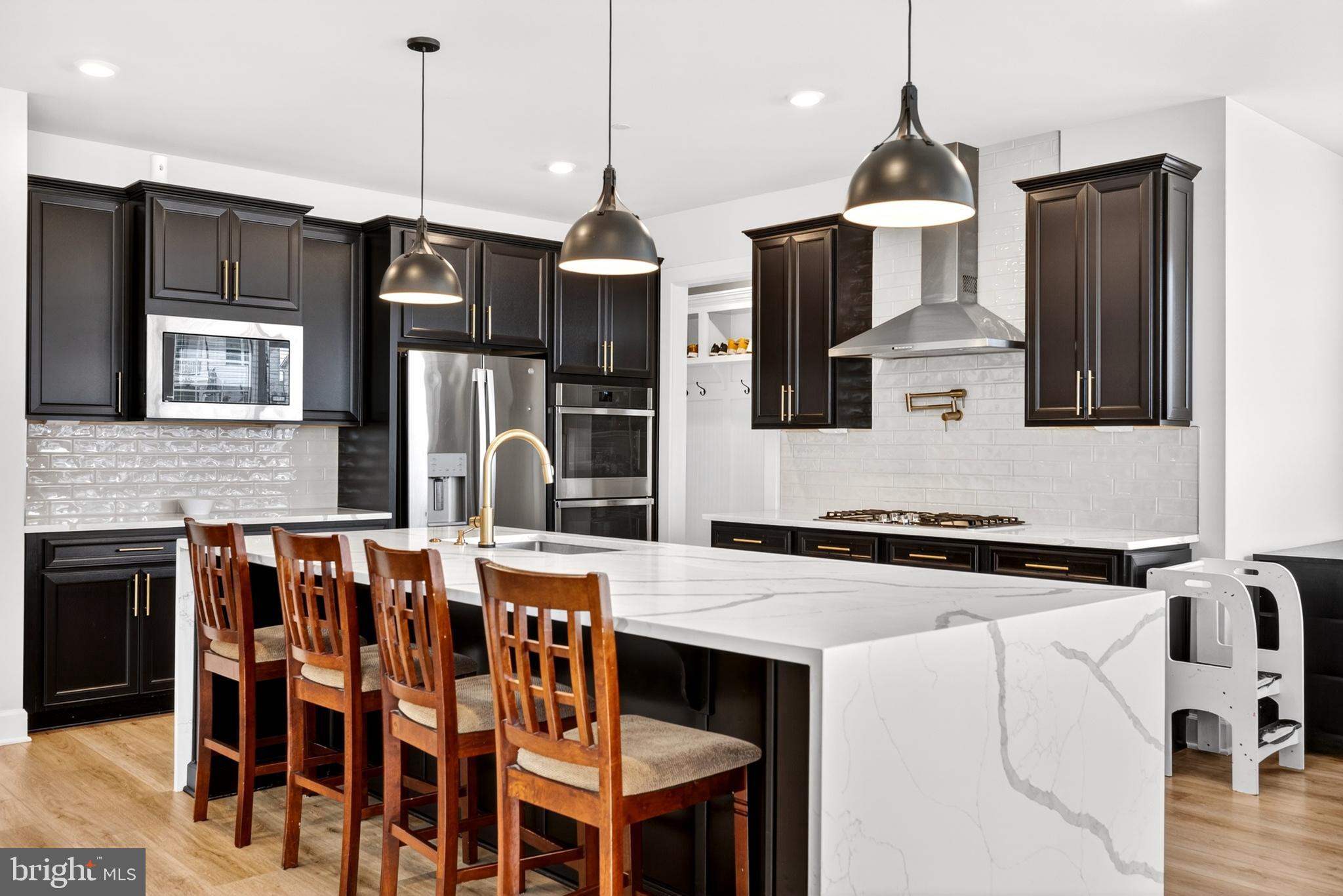 CEDAR CREEK - Residential