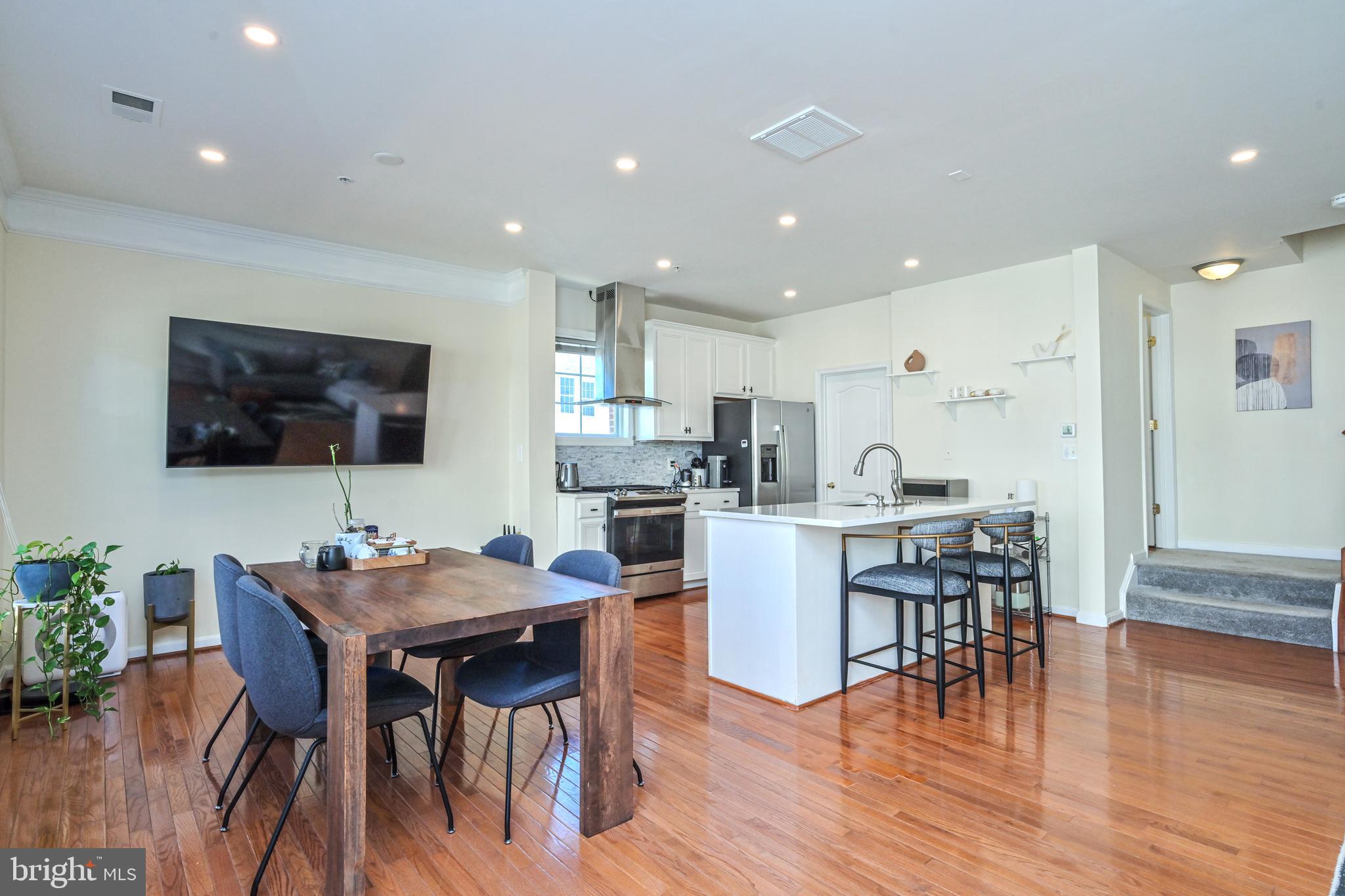 STONE RIDGE LAND BAY 1 - Residential Lease