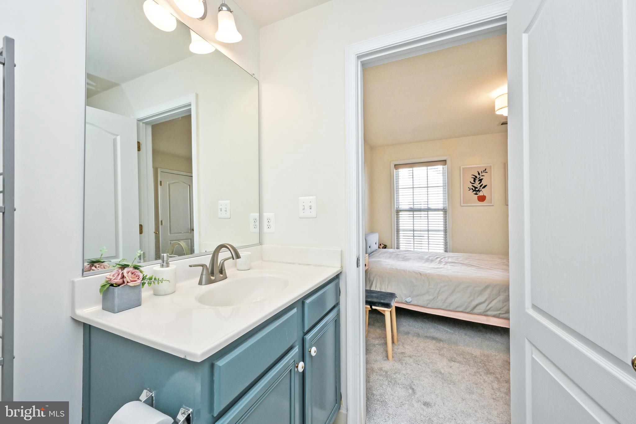 STONE RIDGE LAND BAY 1 - Residential Lease