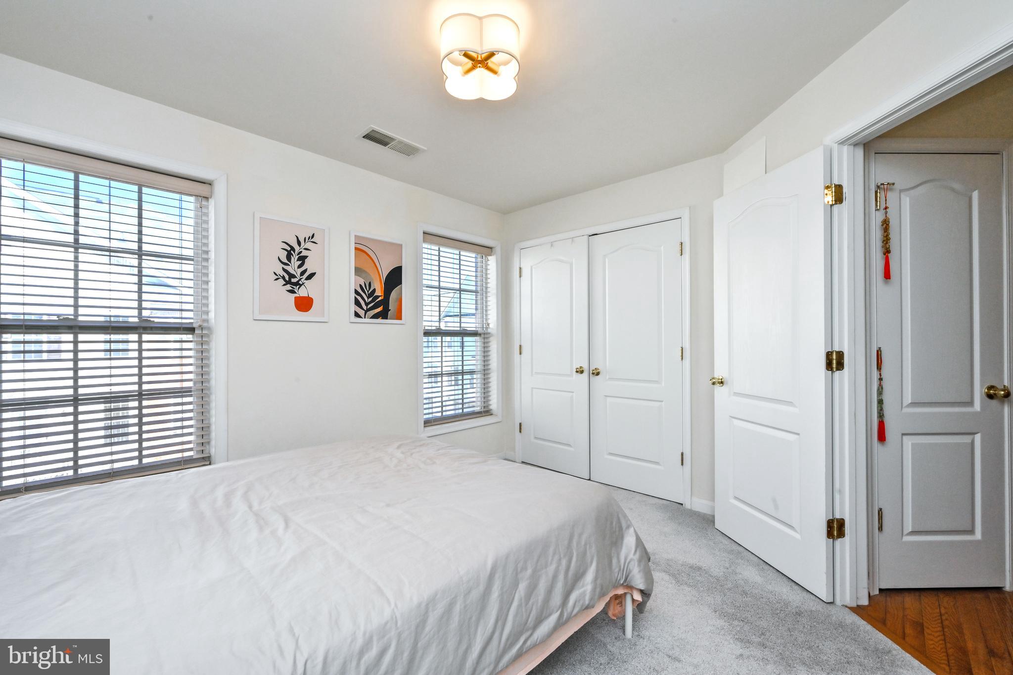 STONE RIDGE LAND BAY 1 - Residential Lease
