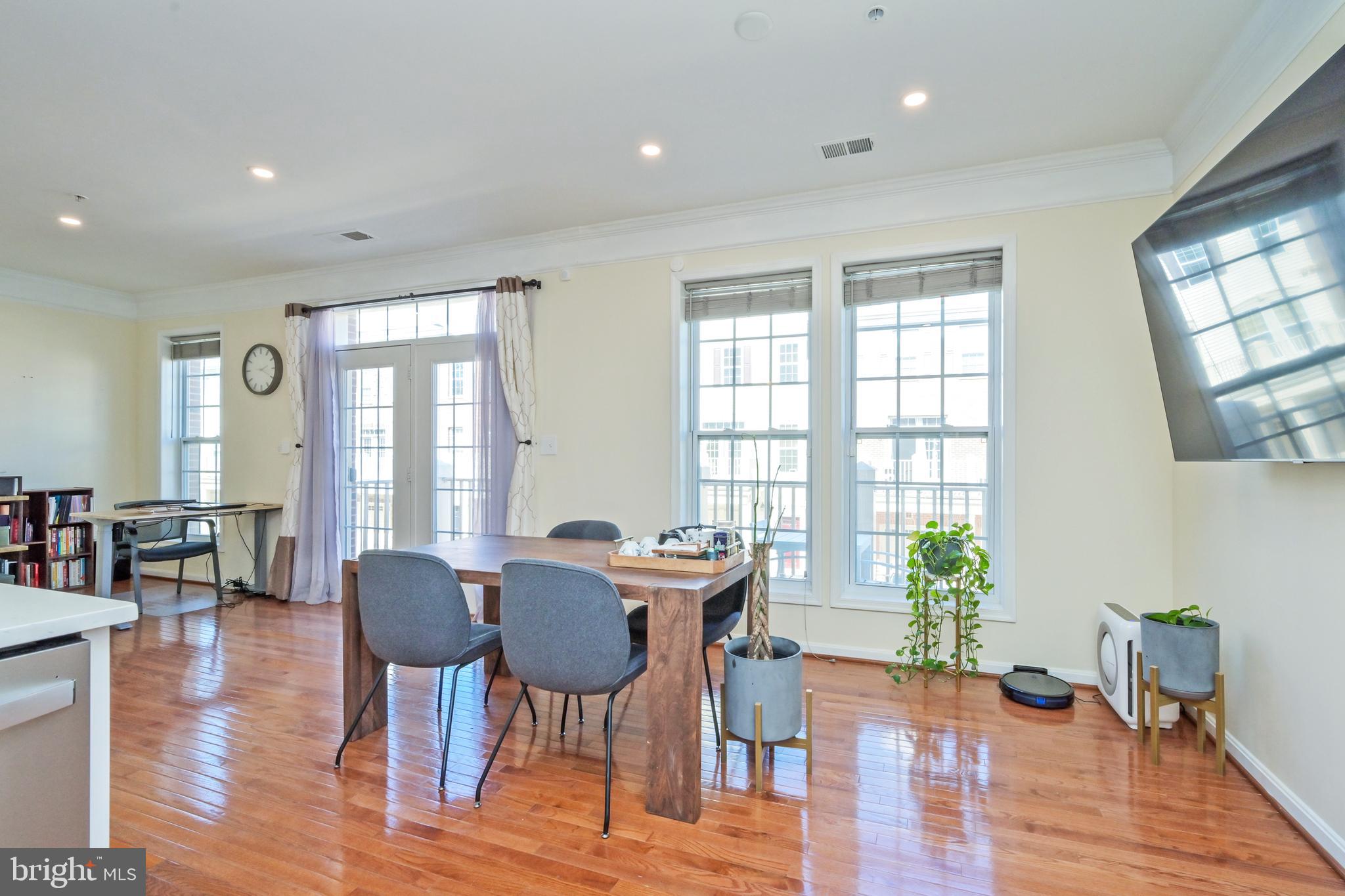 STONE RIDGE LAND BAY 1 - Residential Lease
