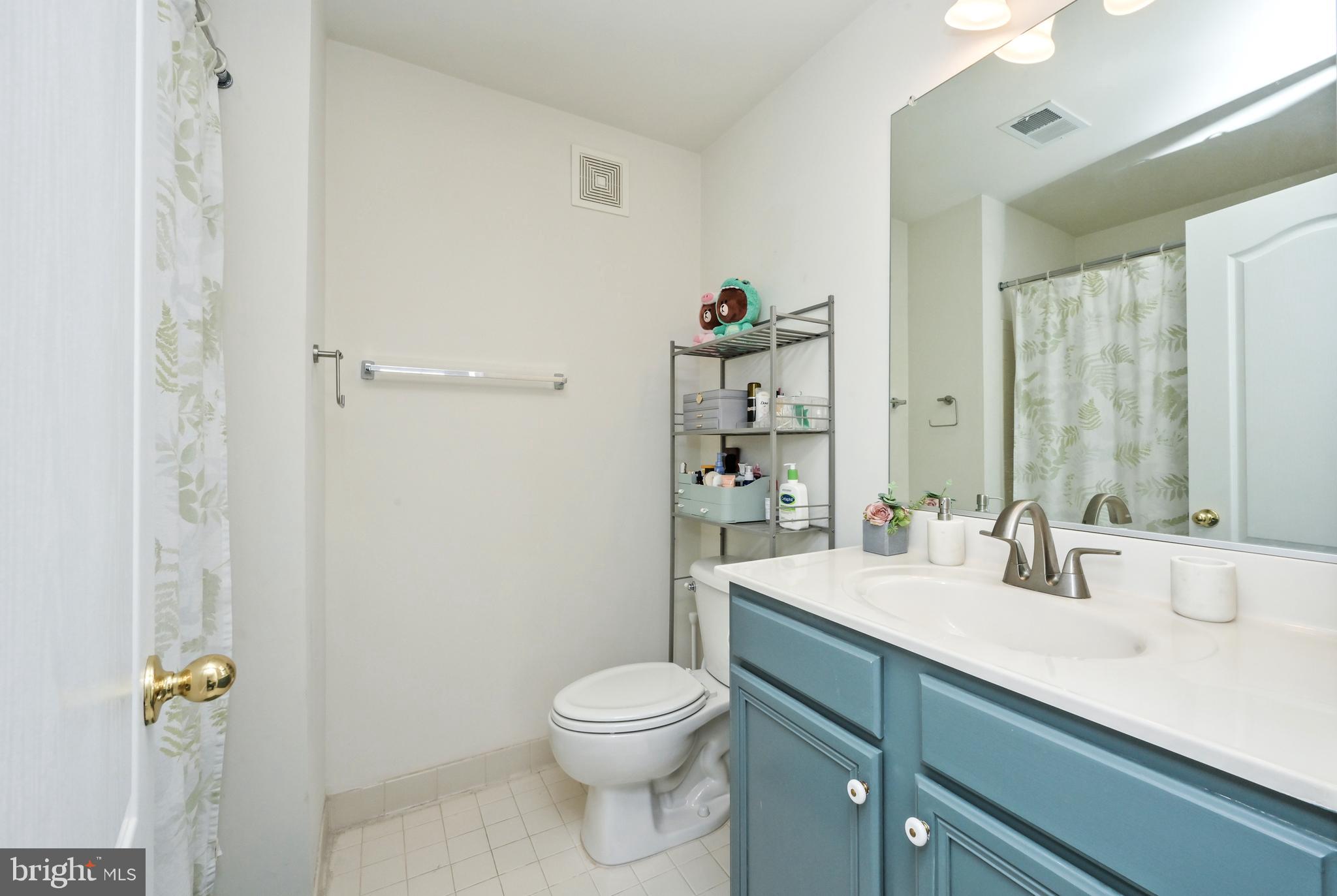 STONE RIDGE LAND BAY 1 - Residential Lease