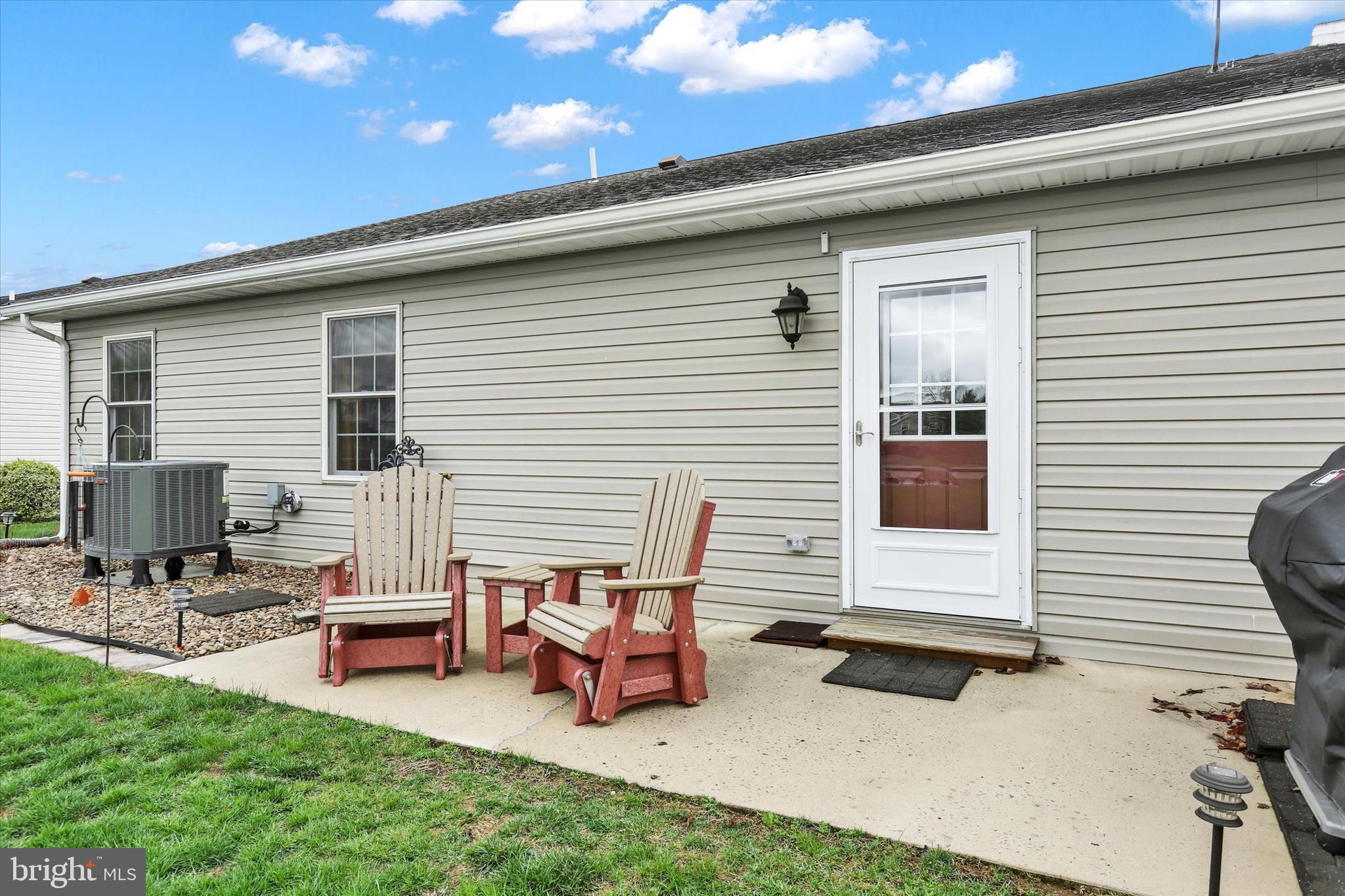THORNWOOD VILLAGE - Residential