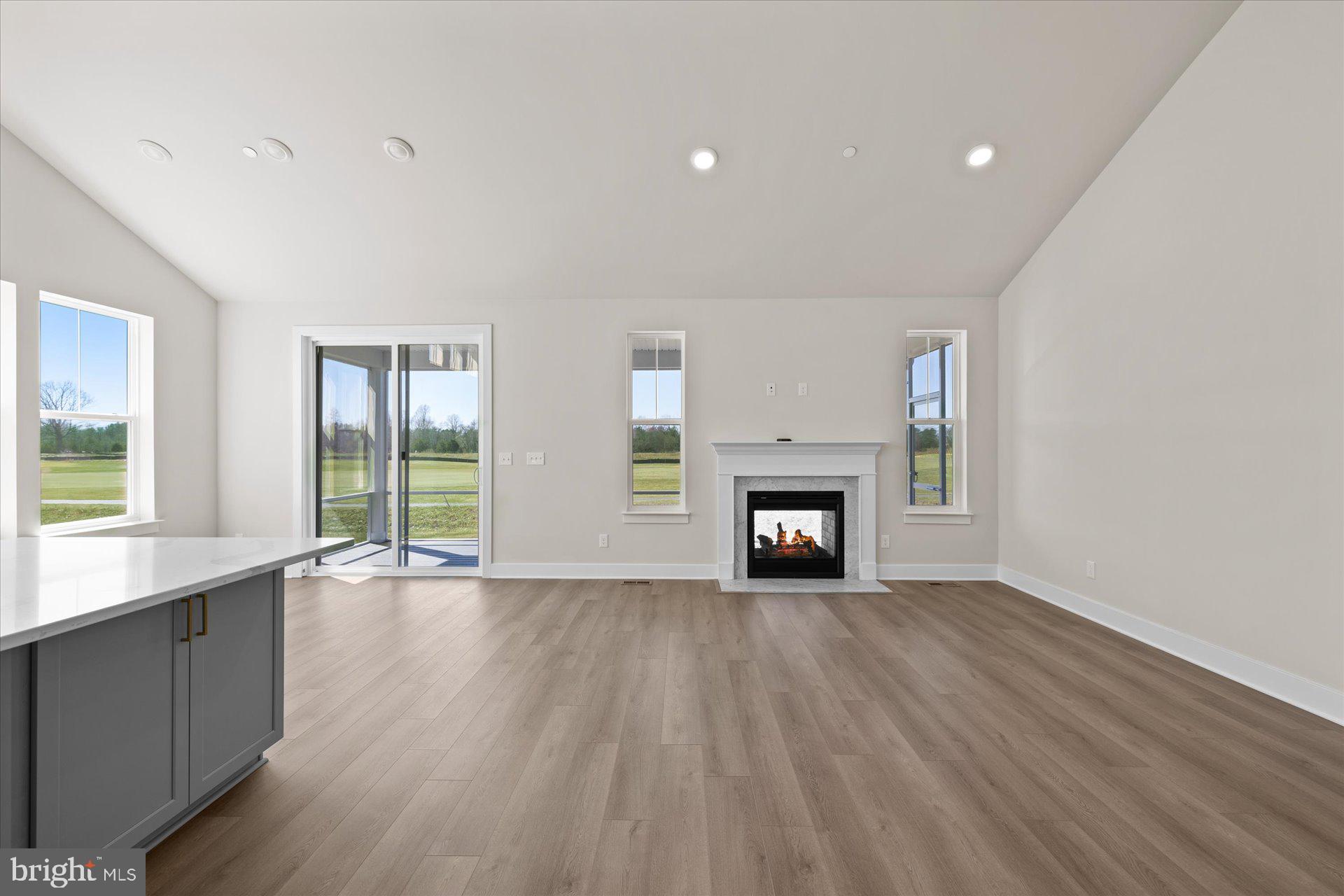 RIVER MARSH - Residential