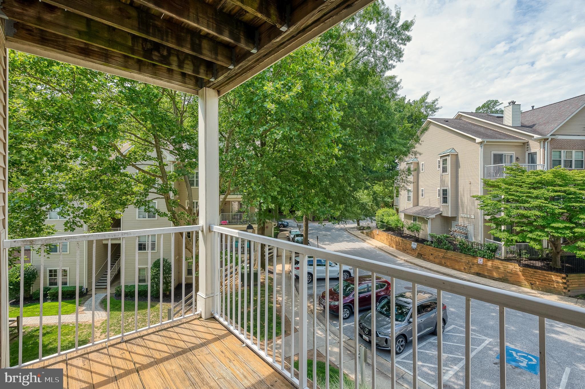FALLS GABLE - Residential
