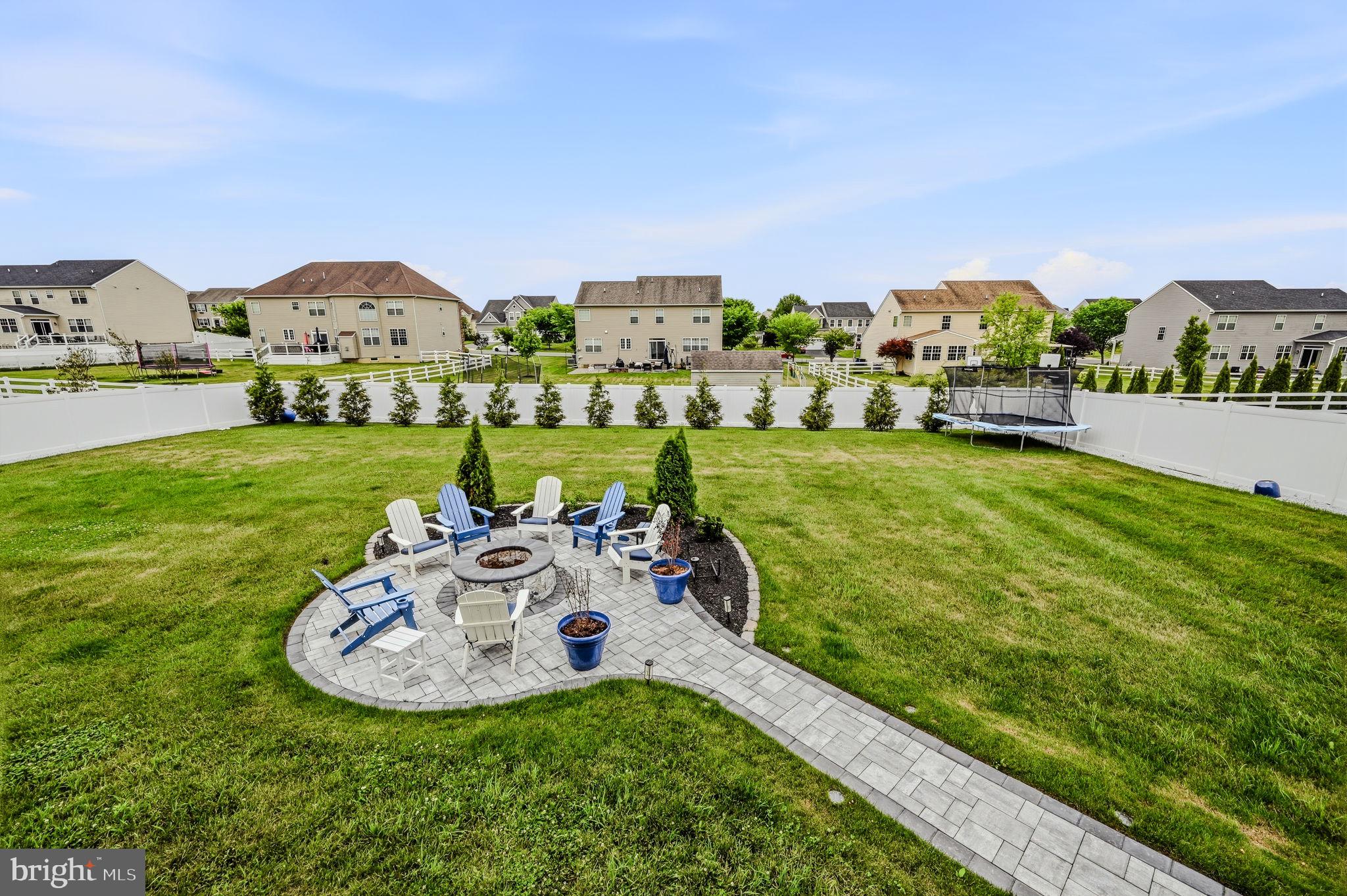 SHANNON COVE - Residential