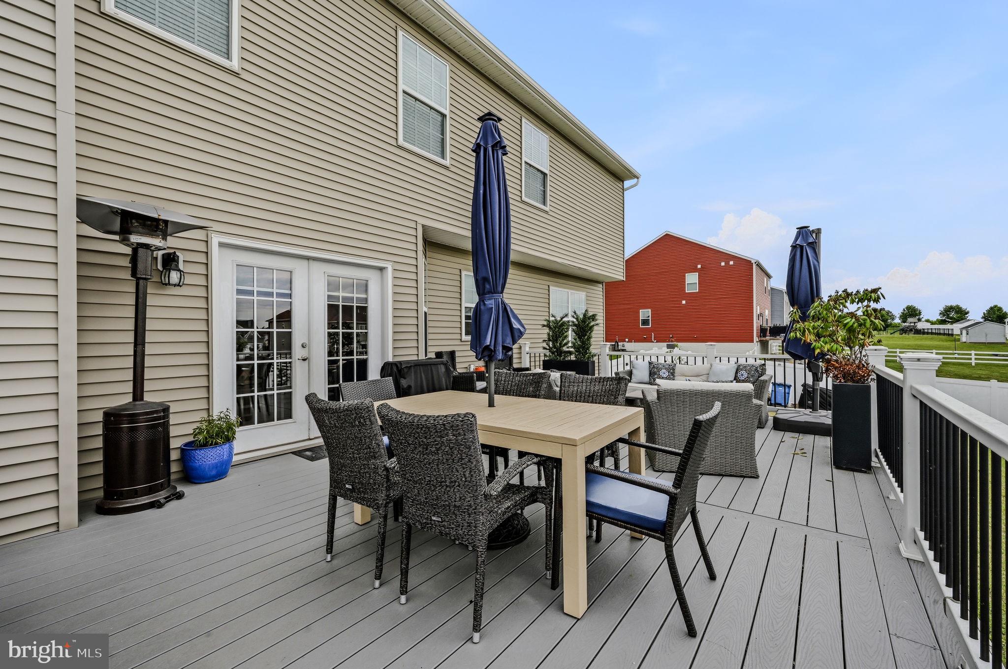 SHANNON COVE - Residential