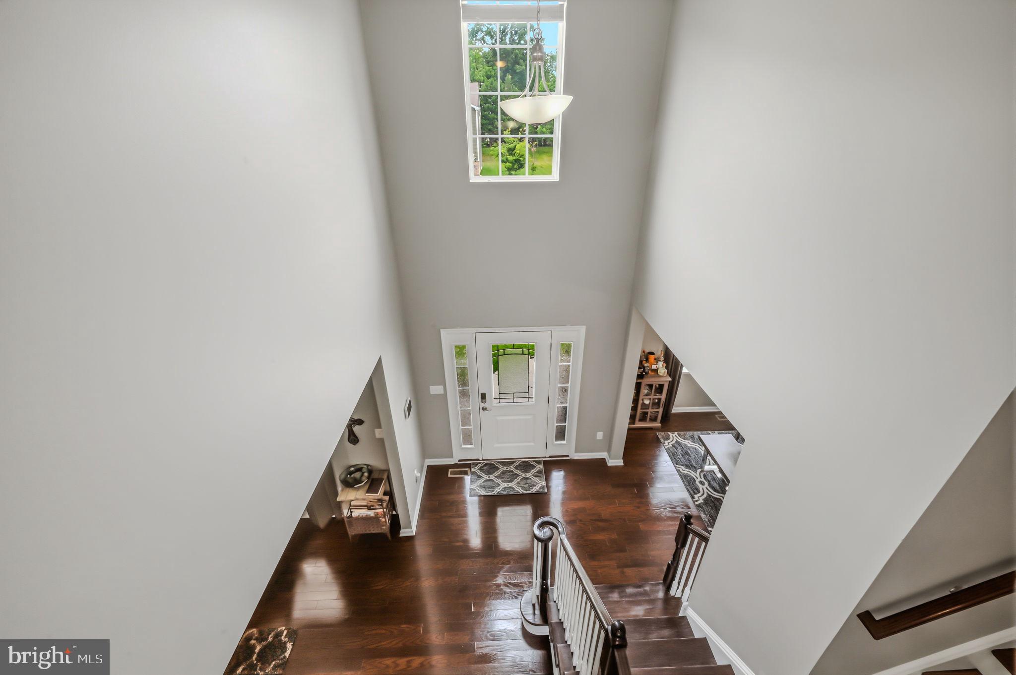 SHANNON COVE - Residential