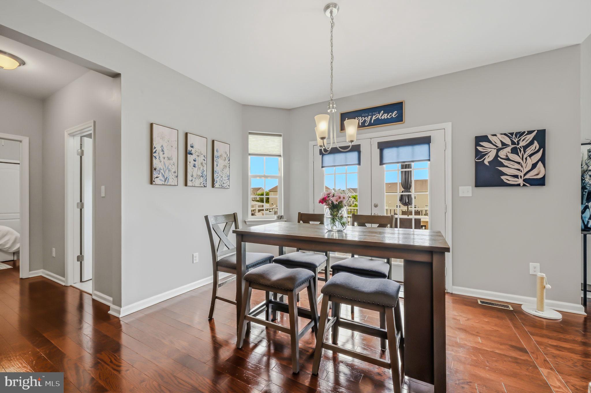 SHANNON COVE - Residential