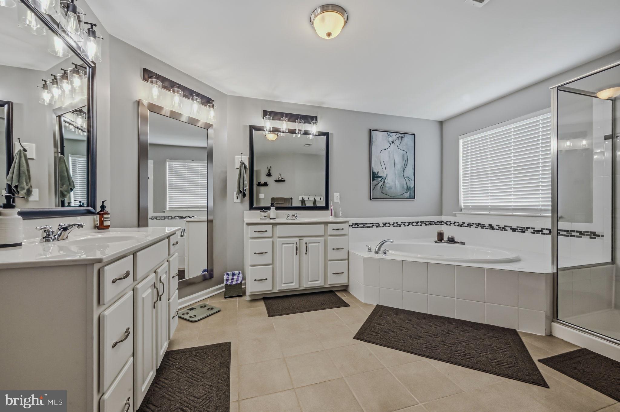 SHANNON COVE - Residential