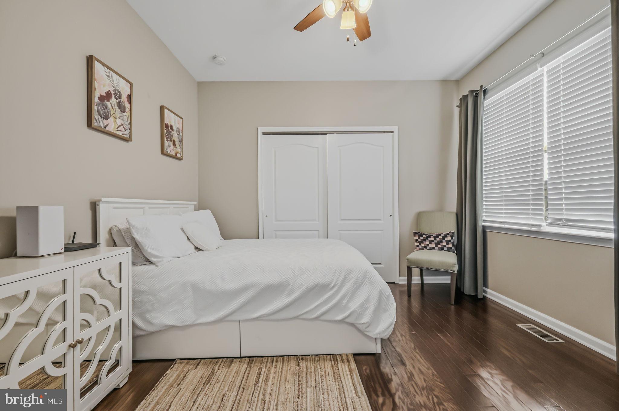 SHANNON COVE - Residential