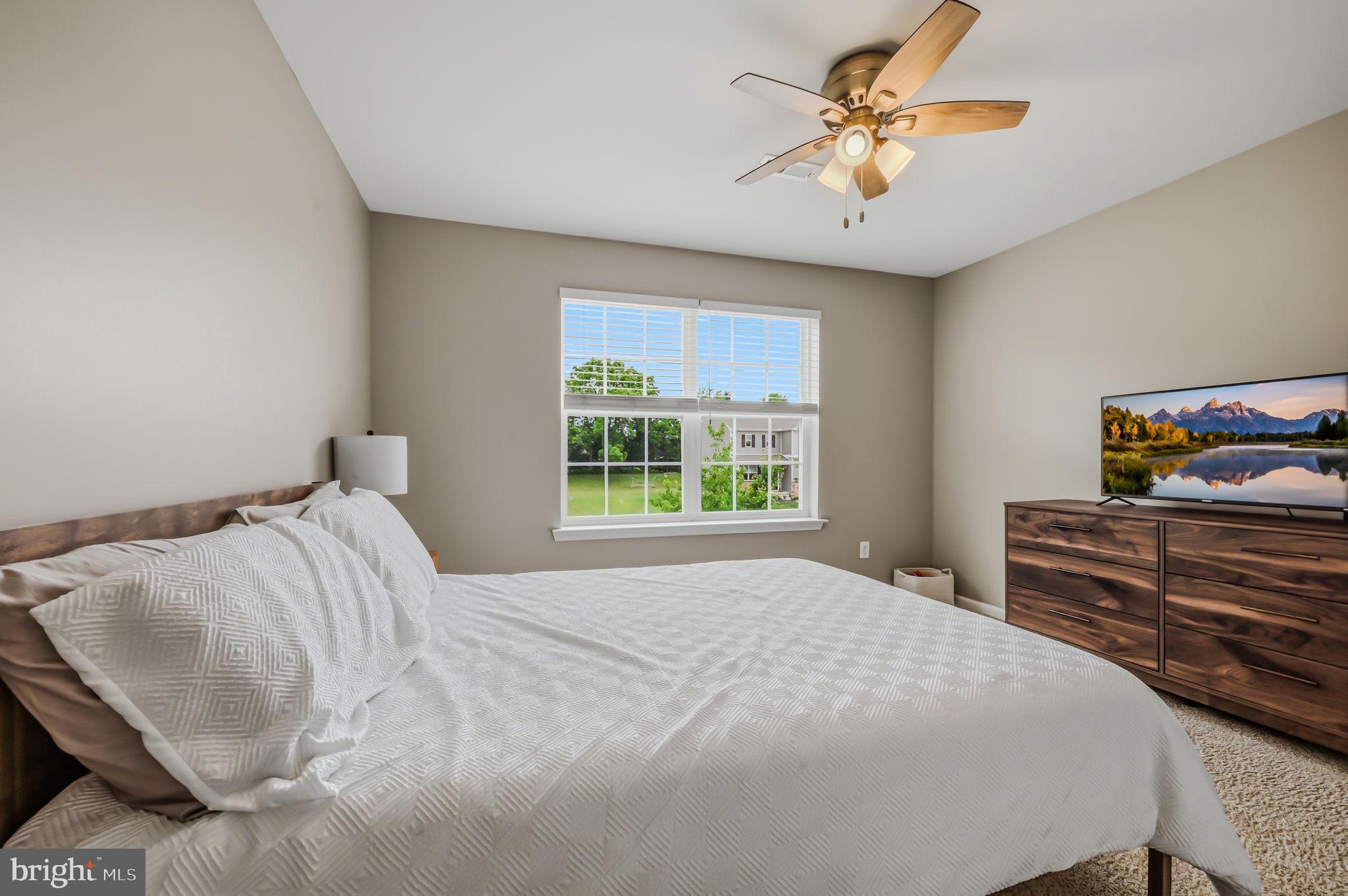 SHANNON COVE - Residential