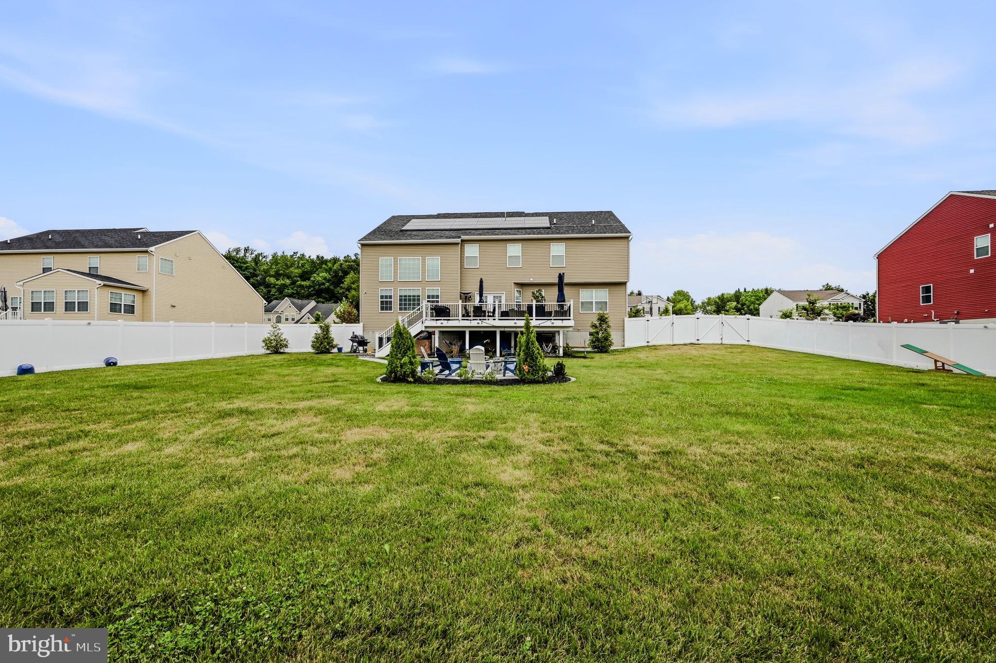 SHANNON COVE - Residential