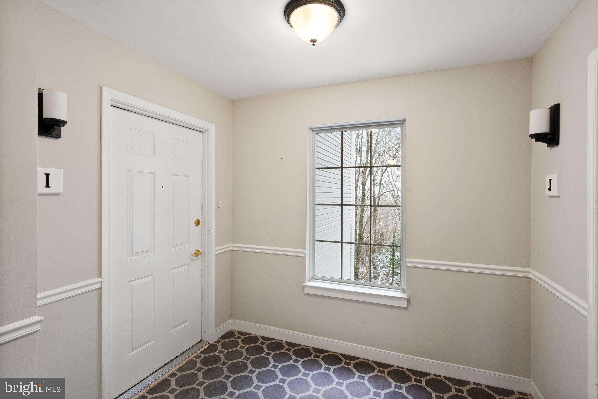 STRATFORD PLACE AT KINGS - Residential