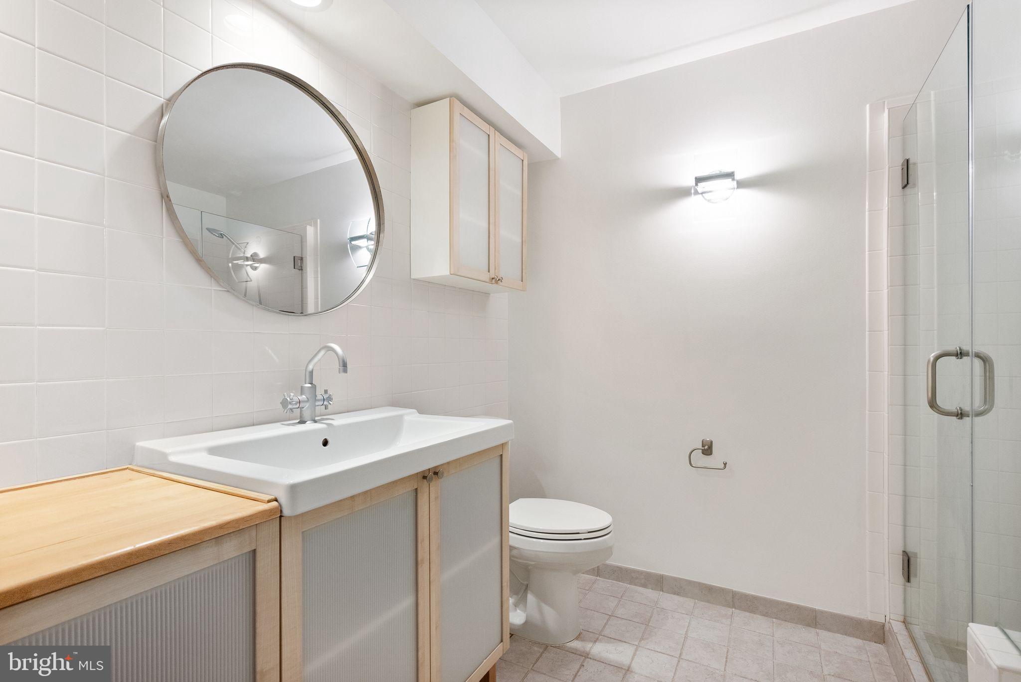 STRATFORD PLACE AT KINGS - Residential
