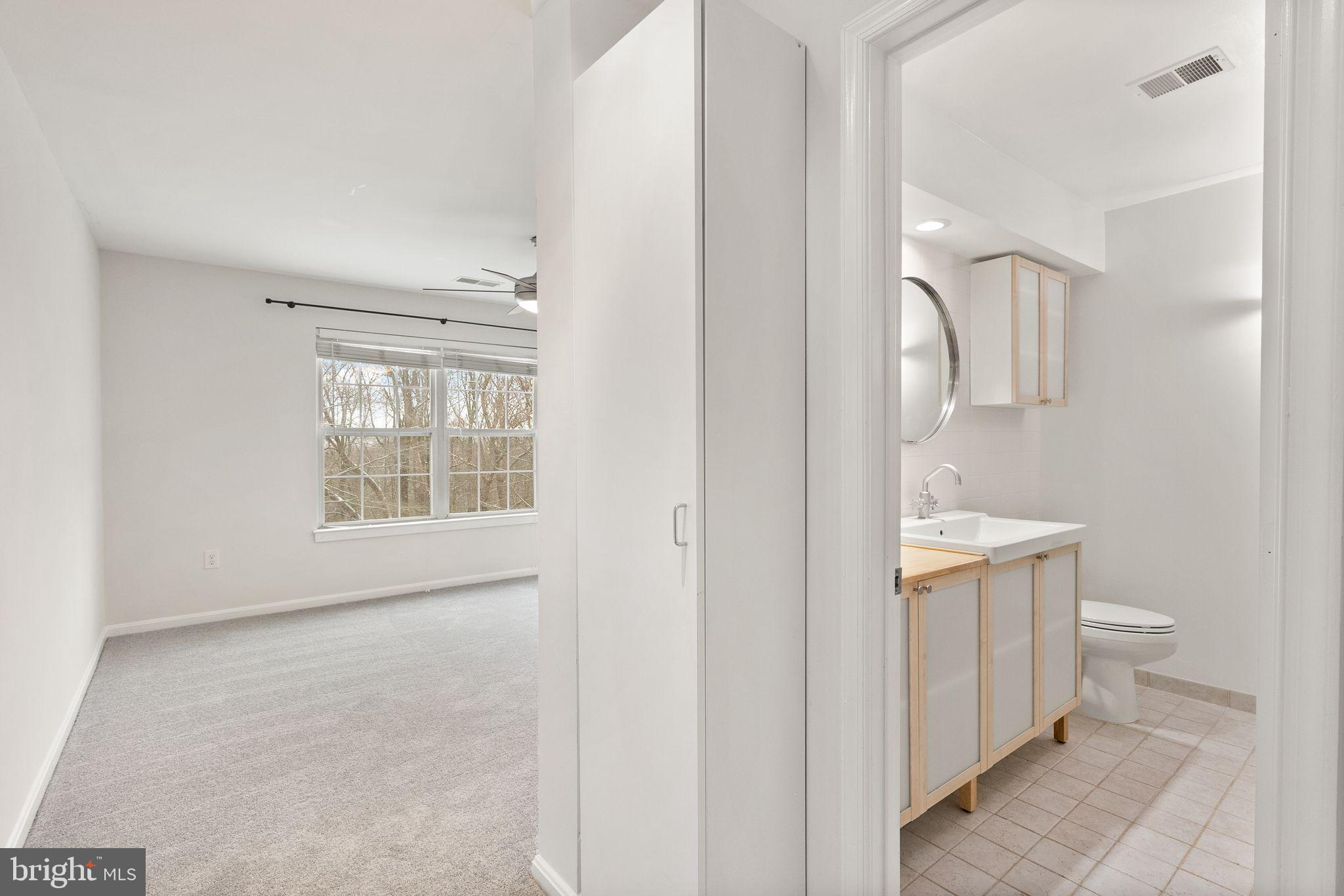 STRATFORD PLACE AT KINGS - Residential