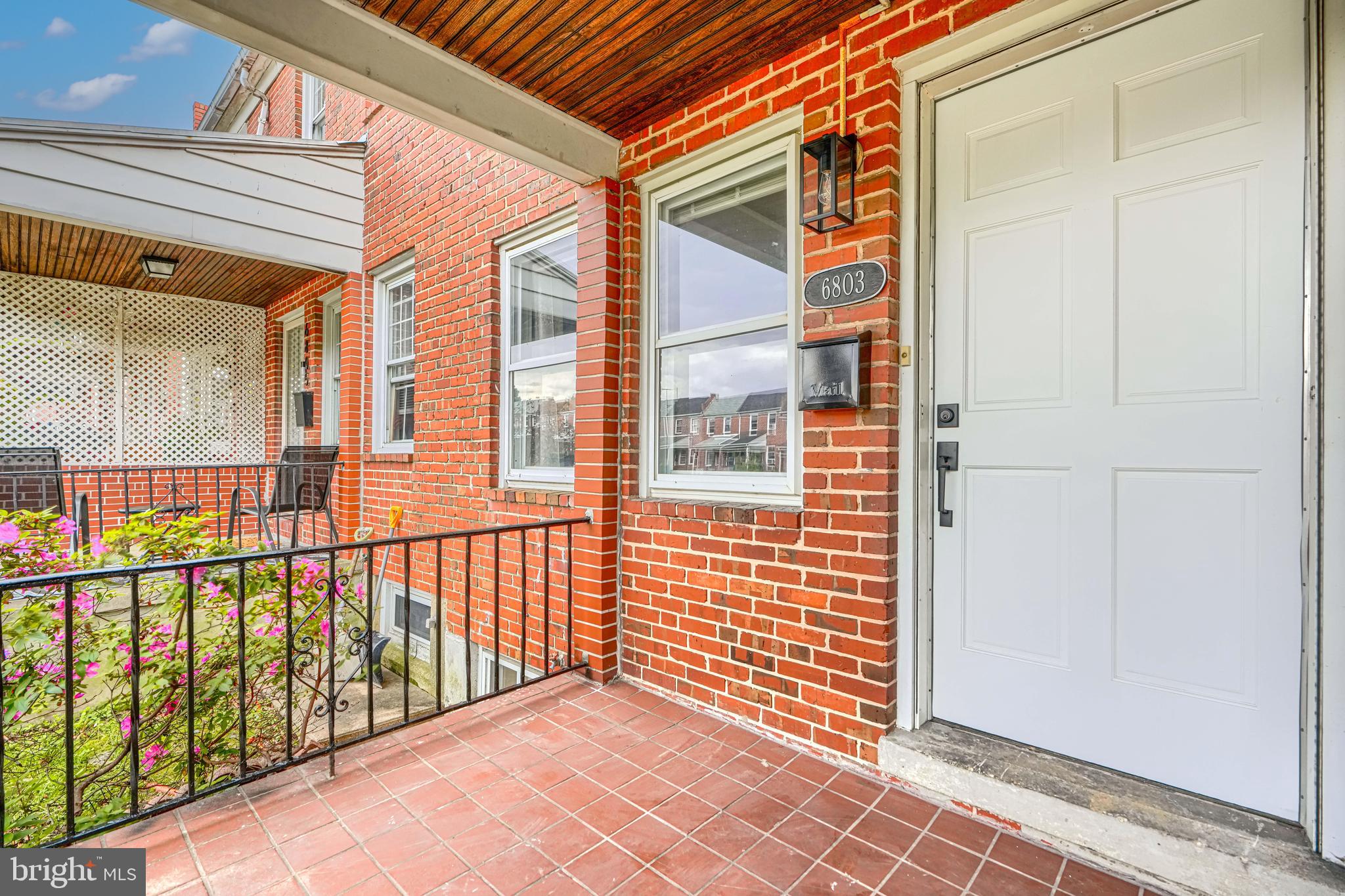 EASTWOOD - Residential