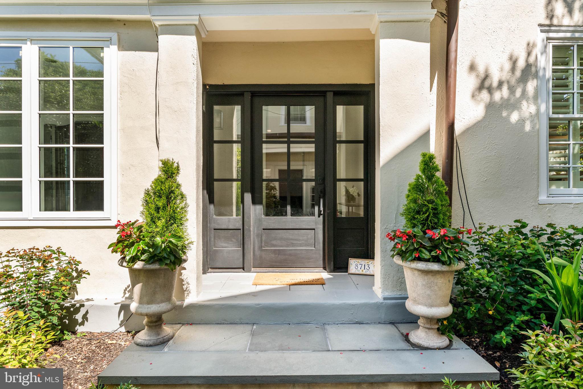 CHESTNUT HILL - Residential