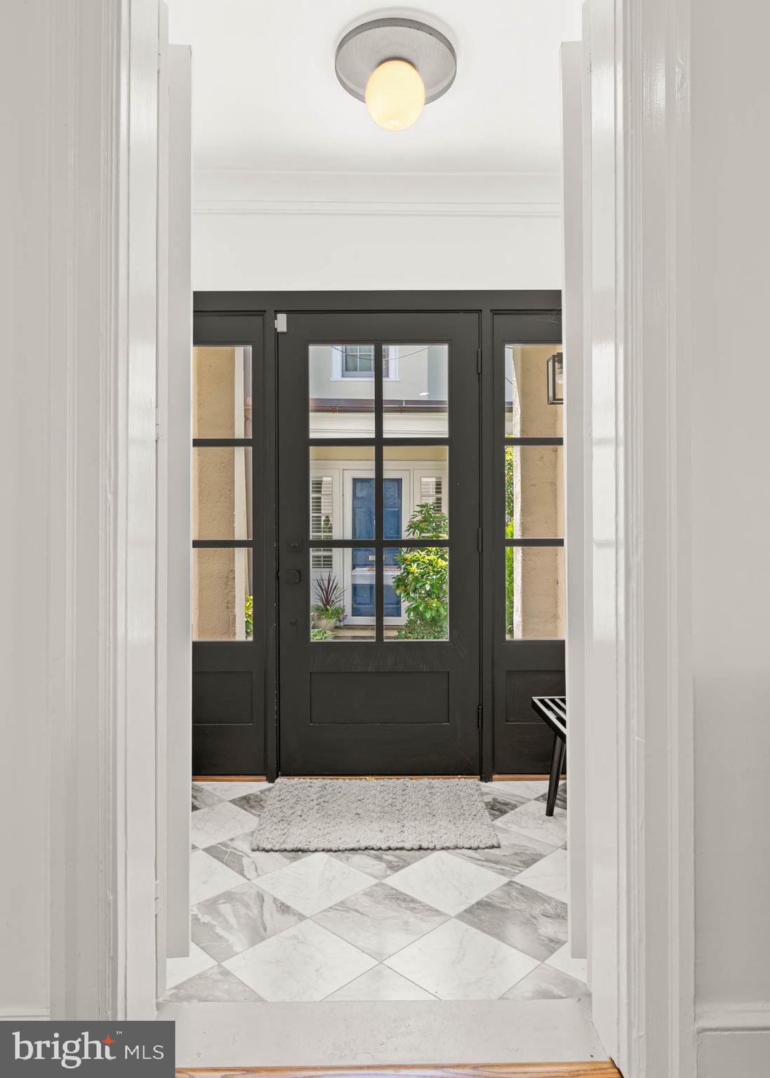 CHESTNUT HILL - Residential
