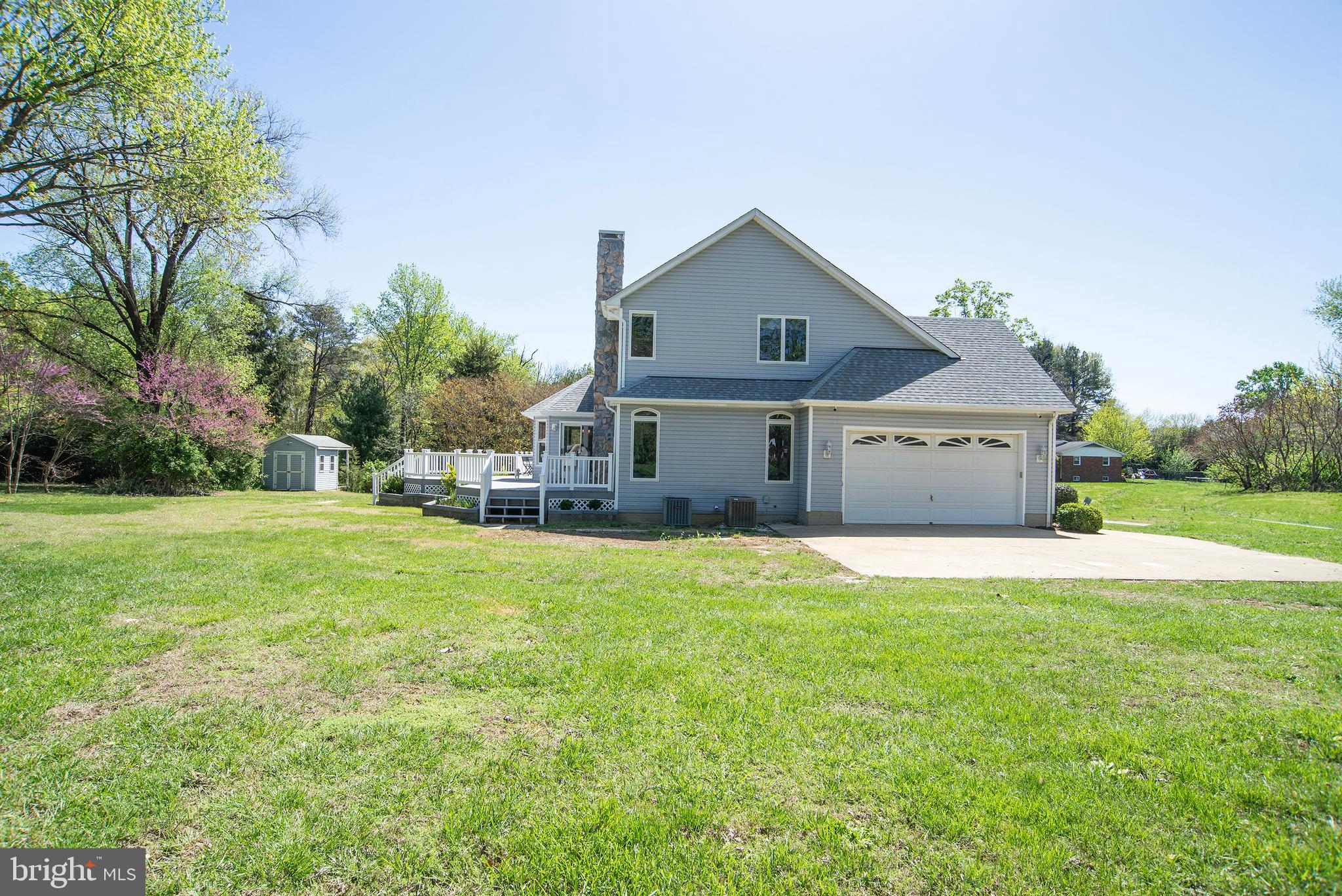 CLAYBURNE WOODS - Residential