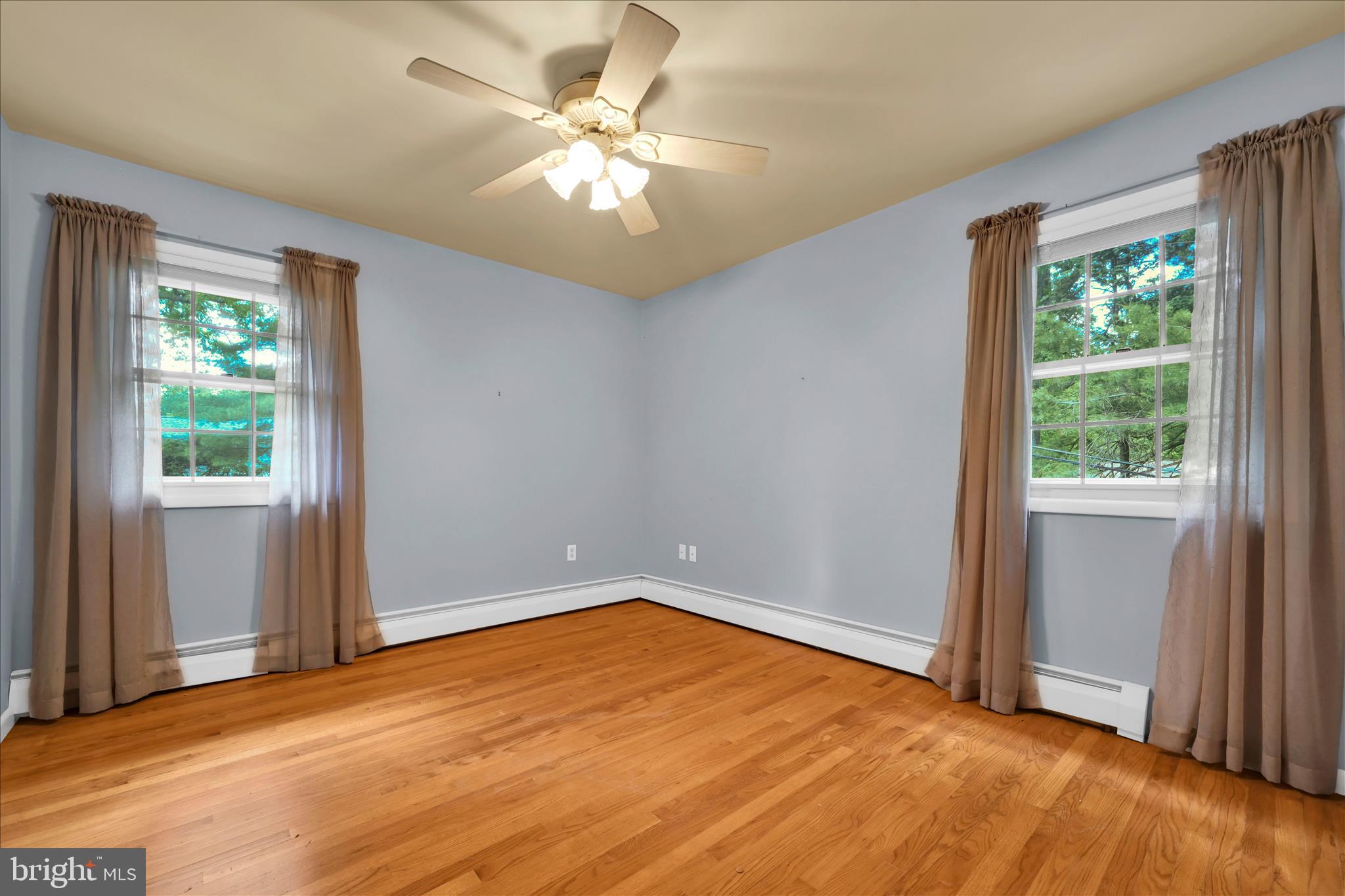 FOREST HILLS - Residential