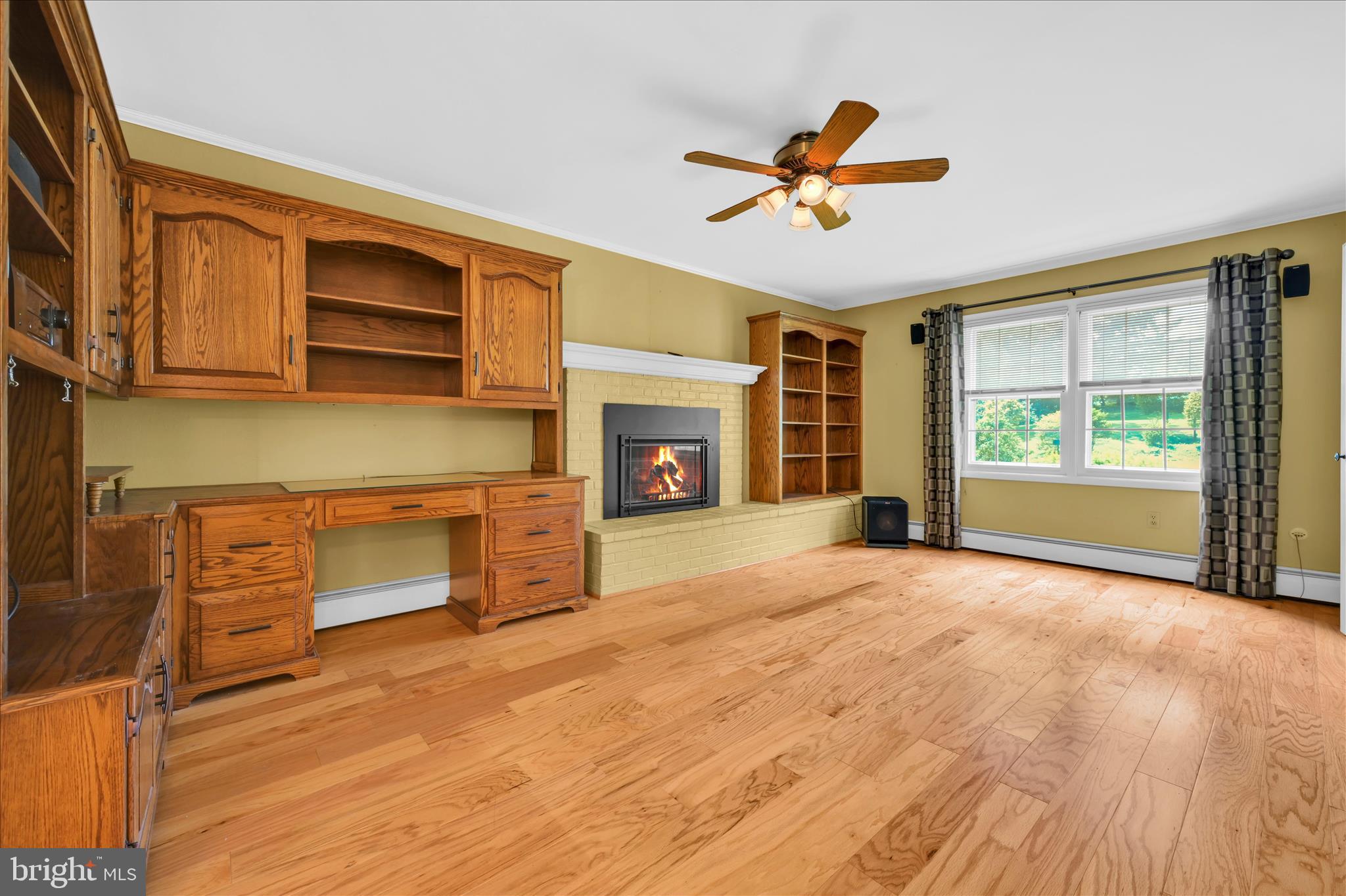 FOREST HILLS - Residential