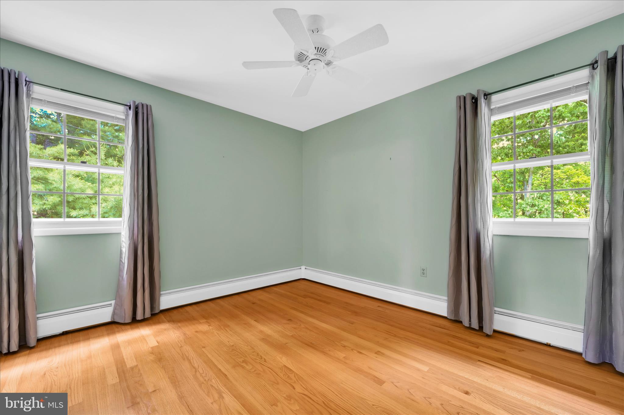 FOREST HILLS - Residential