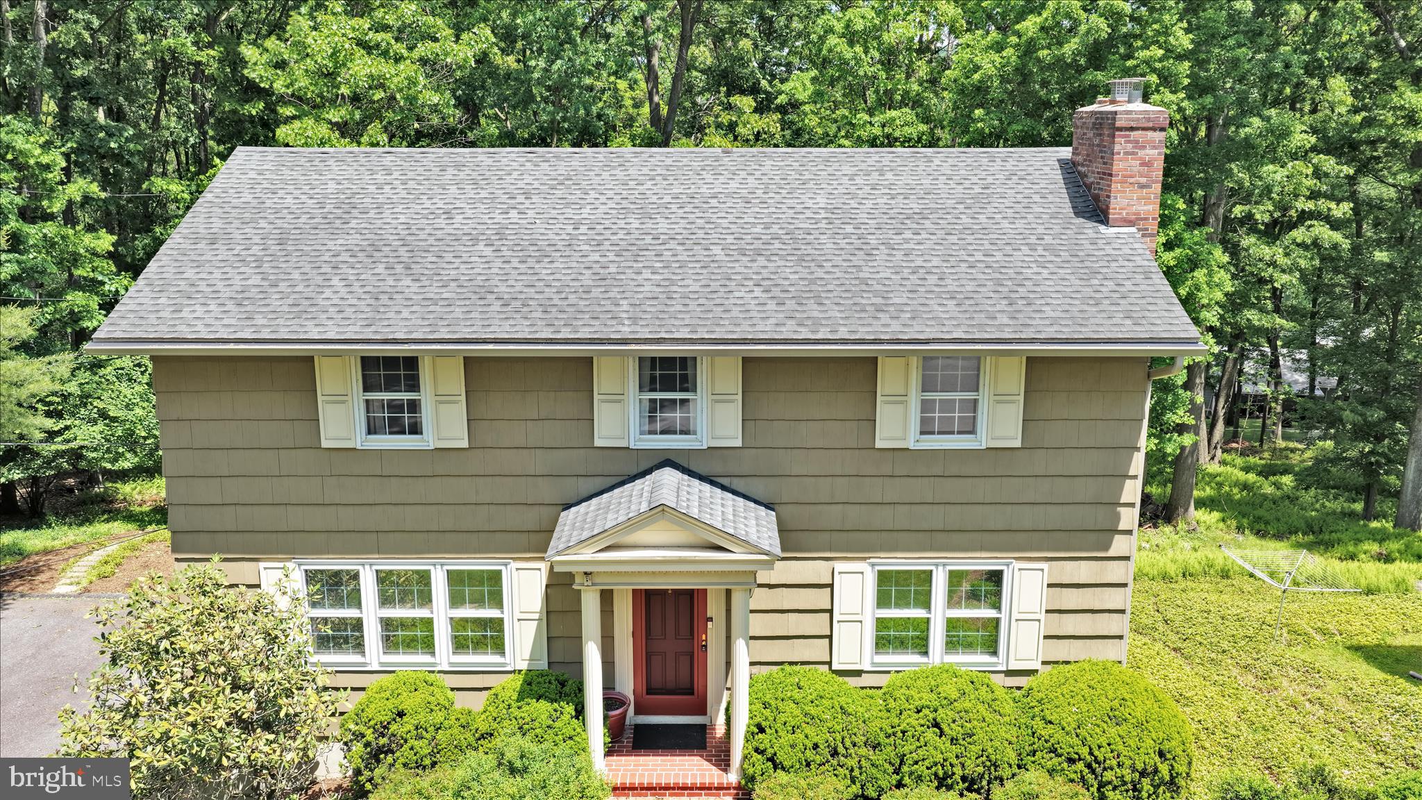 FOREST HILLS - Residential