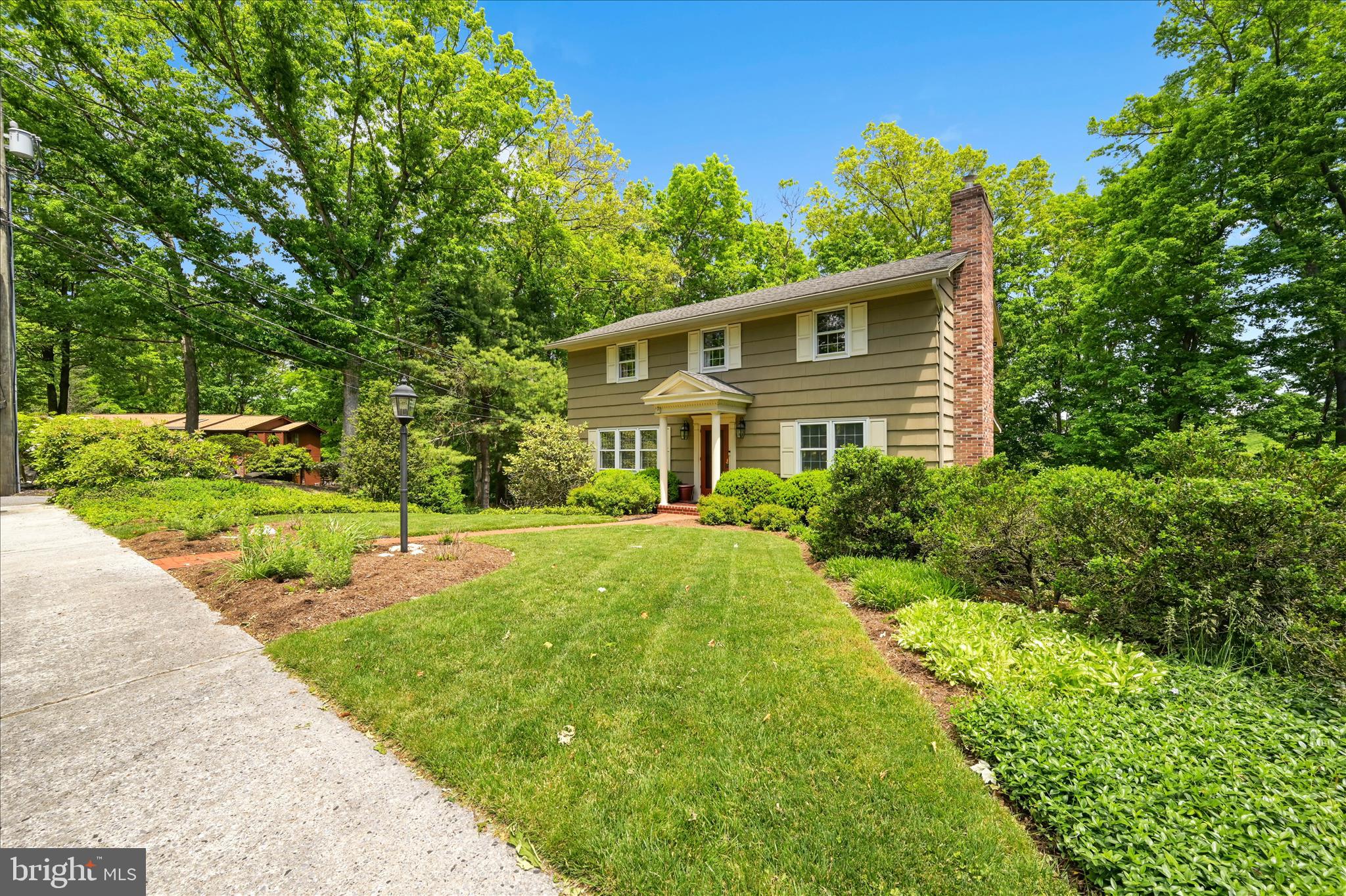 FOREST HILLS - Residential