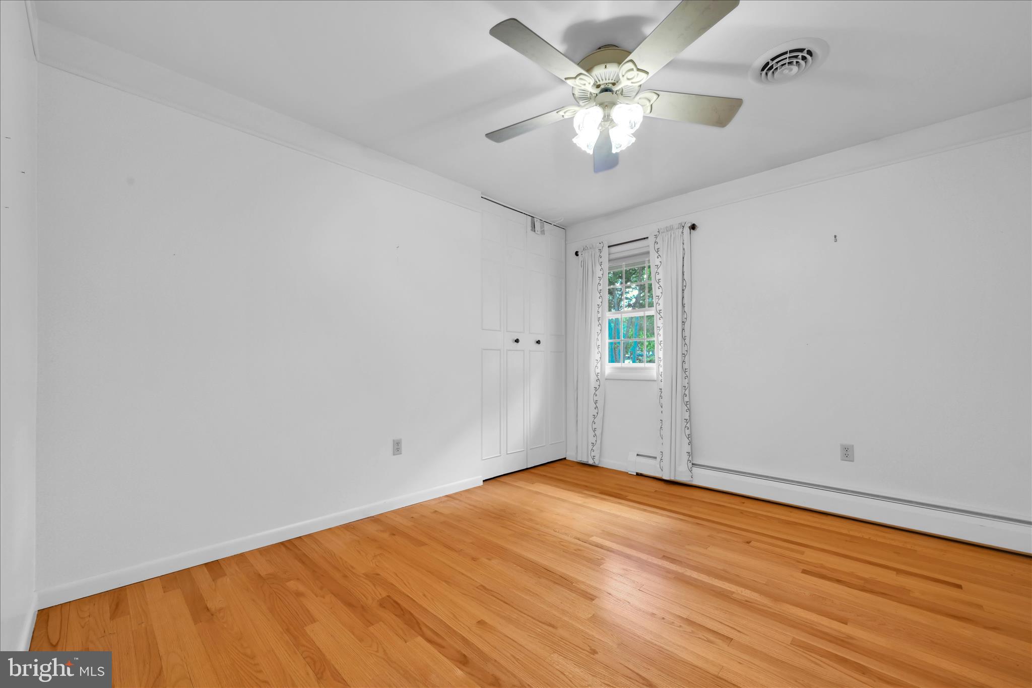 FOREST HILLS - Residential